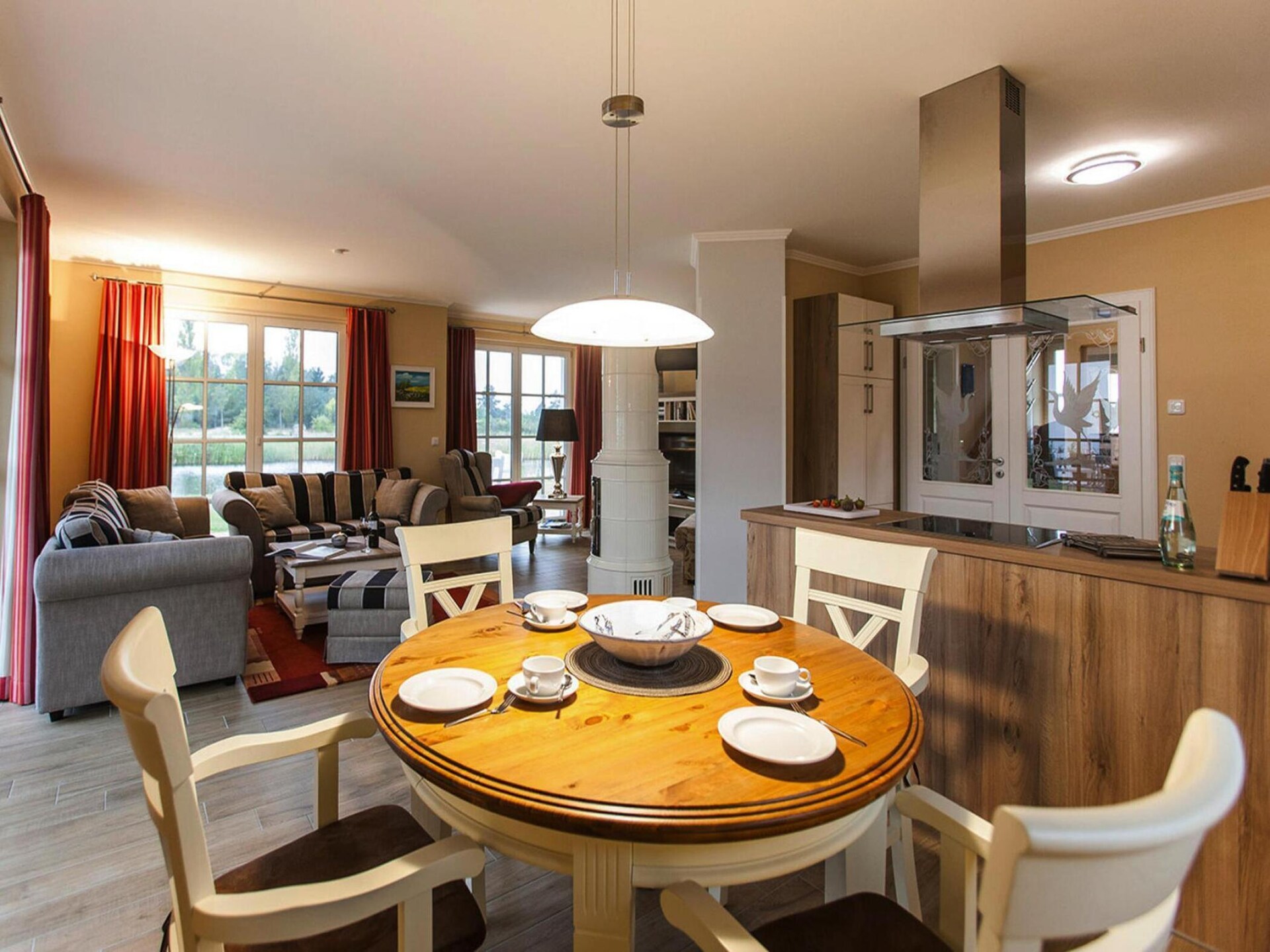Aan het meer: Luxe rietgedekt vakantiehuis in Fuhlendorf - foto 4