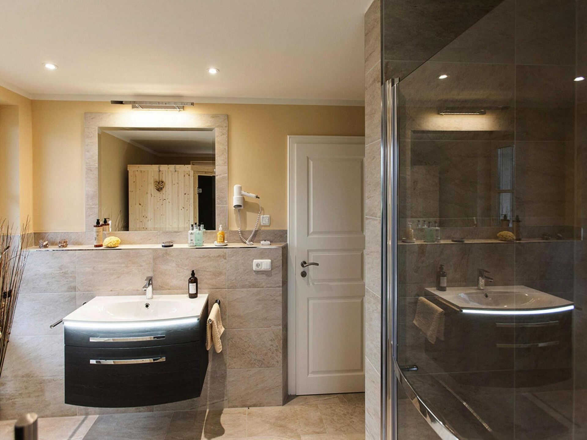 Aan het meer: Luxe rietgedekt vakantiehuis in Fuhlendorf - foto 26