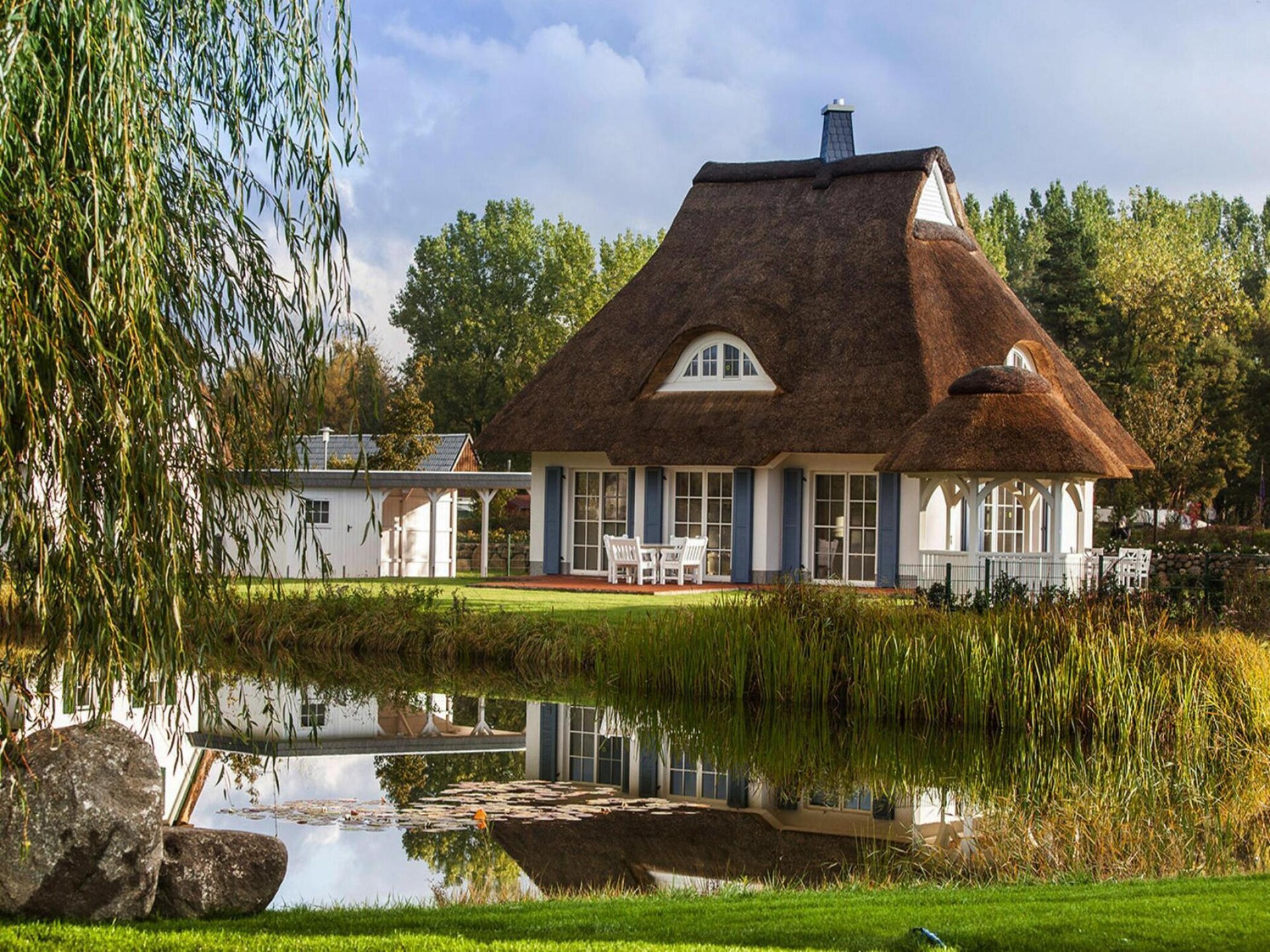 Aan het meer: Luxe rietgedekt vakantiehuis in Fuhlendorf - foto 28