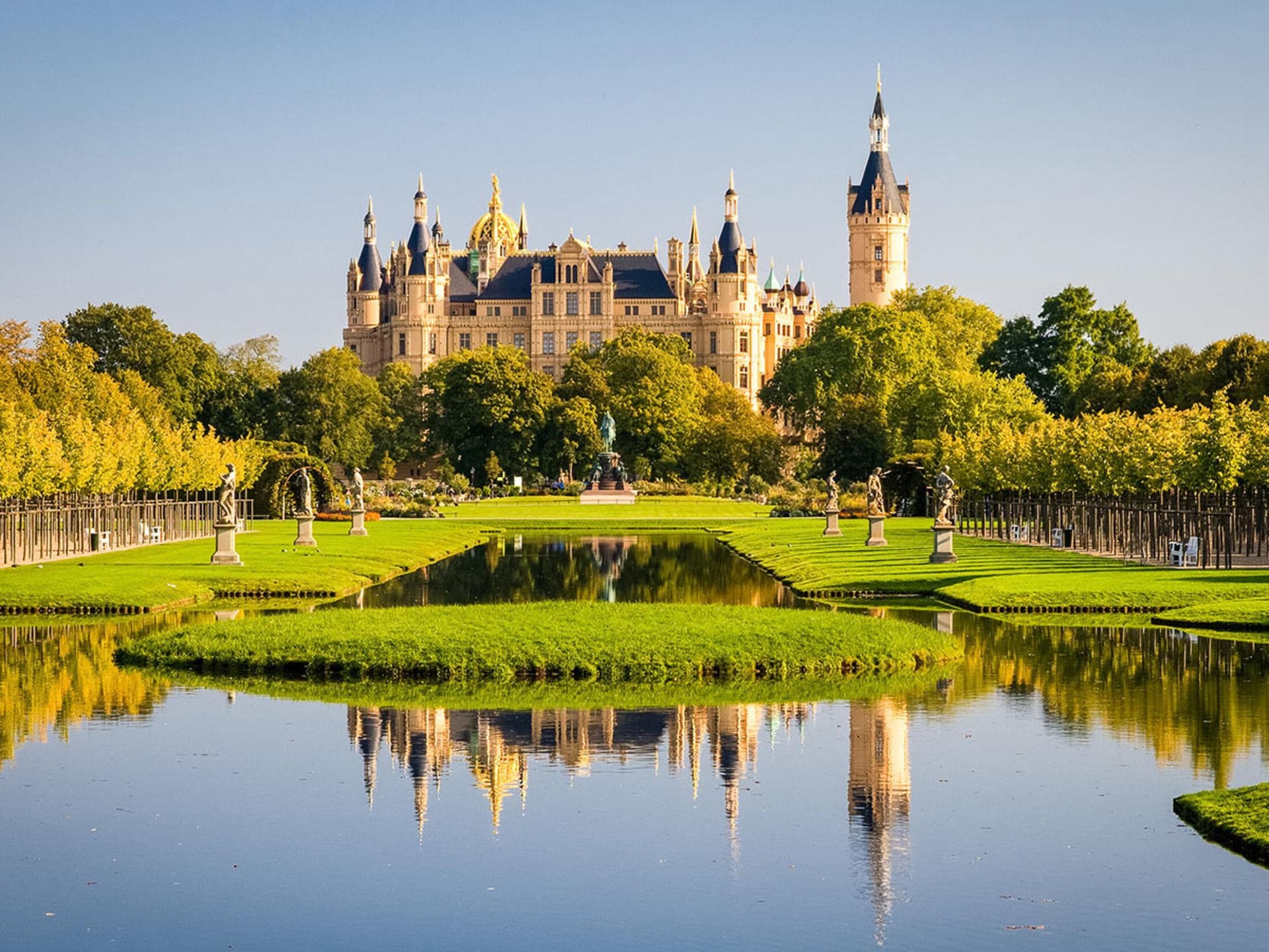 Luxe appartement aan de jachthaven van Plau am See met terras en meerzicht - foto 11