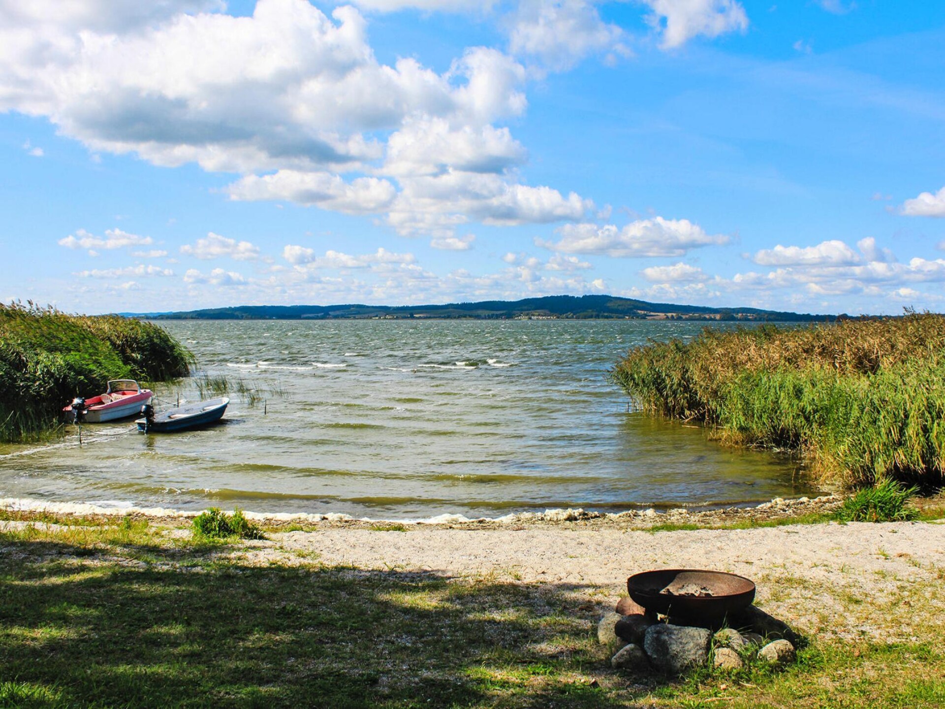 Knusse bungalow op 80 meter van de Kummerower See met omheinde tuin - foto 10
