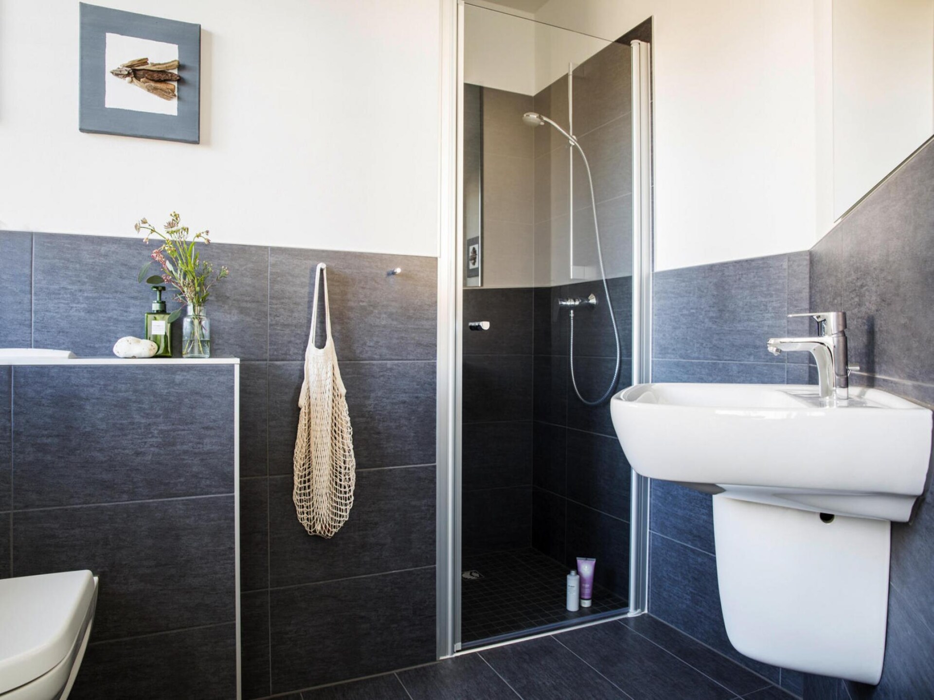 Luxe rietgedekt vakantiehuis met sauna aan de lagune bij Fuhlendorf - foto 17