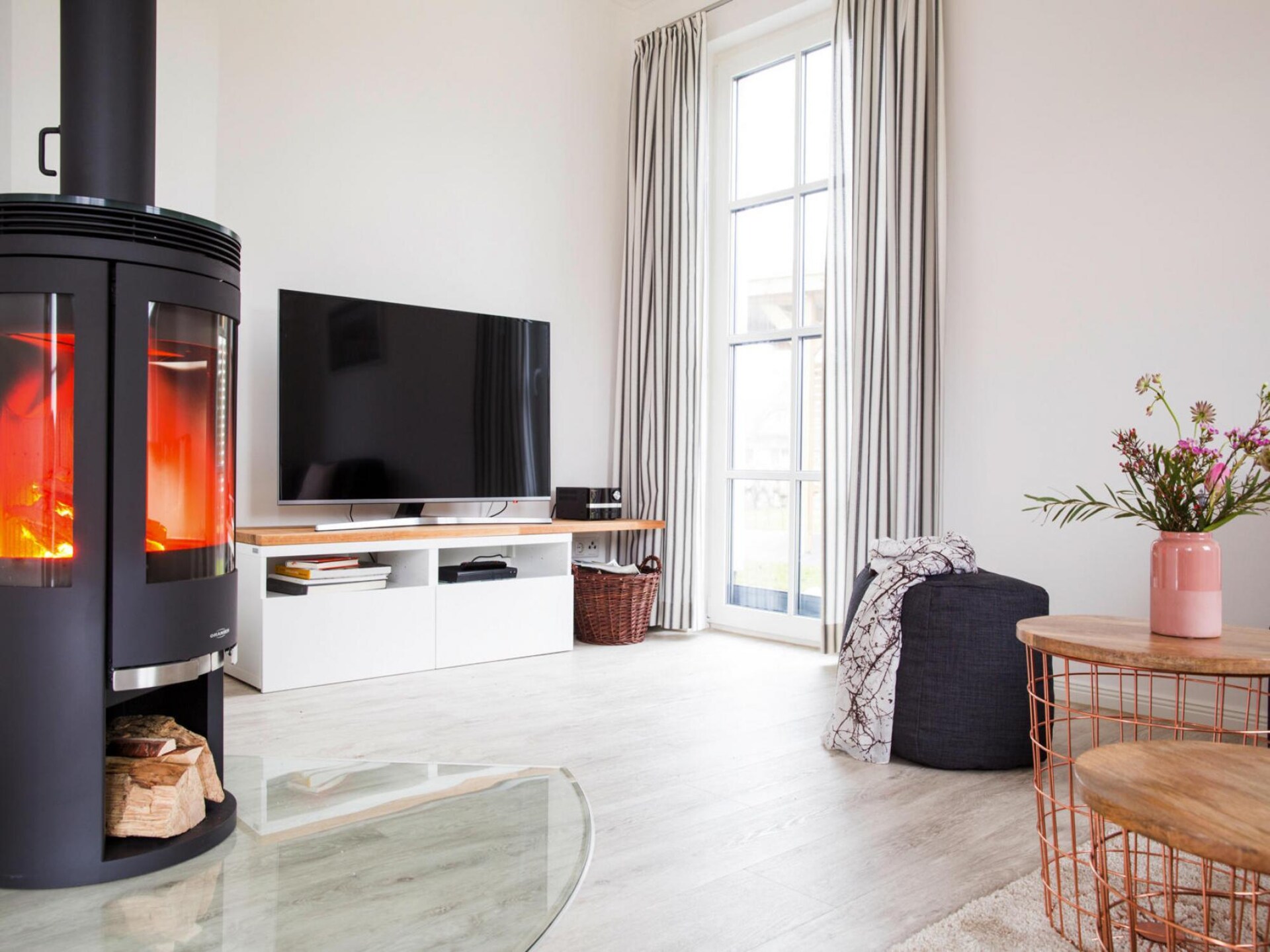 Luxe rietgedekt vakantiehuis met sauna aan de lagune bij Fuhlendorf - foto 4