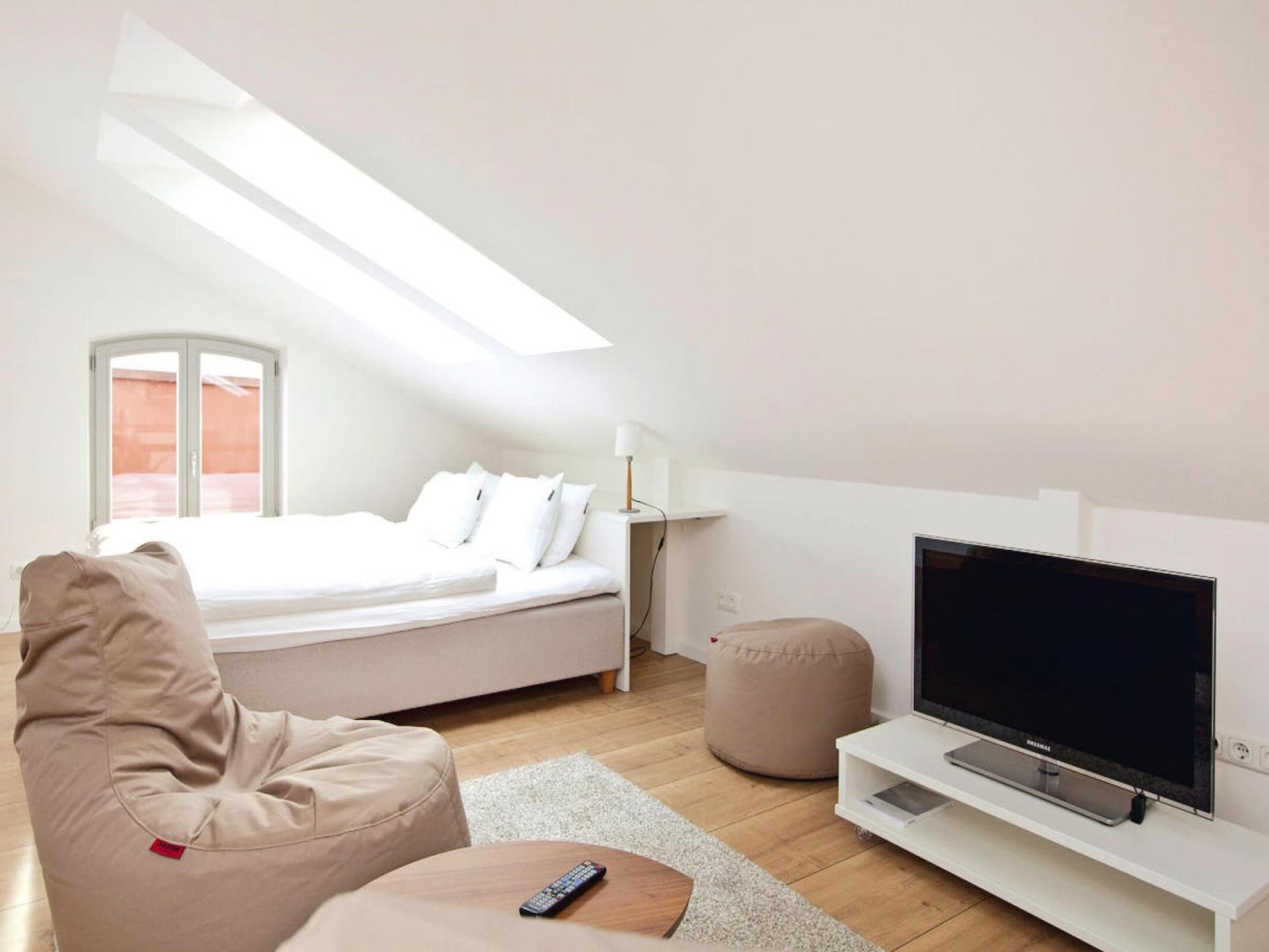 Aan het meer: Sfeervol appartement in historisch Schwerin - foto 2