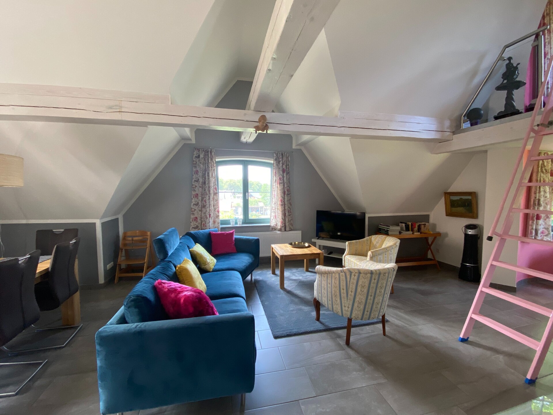 Sprookjesachtig vakantiehuis met toren, 500m van meer bij Plau am See - foto 9
