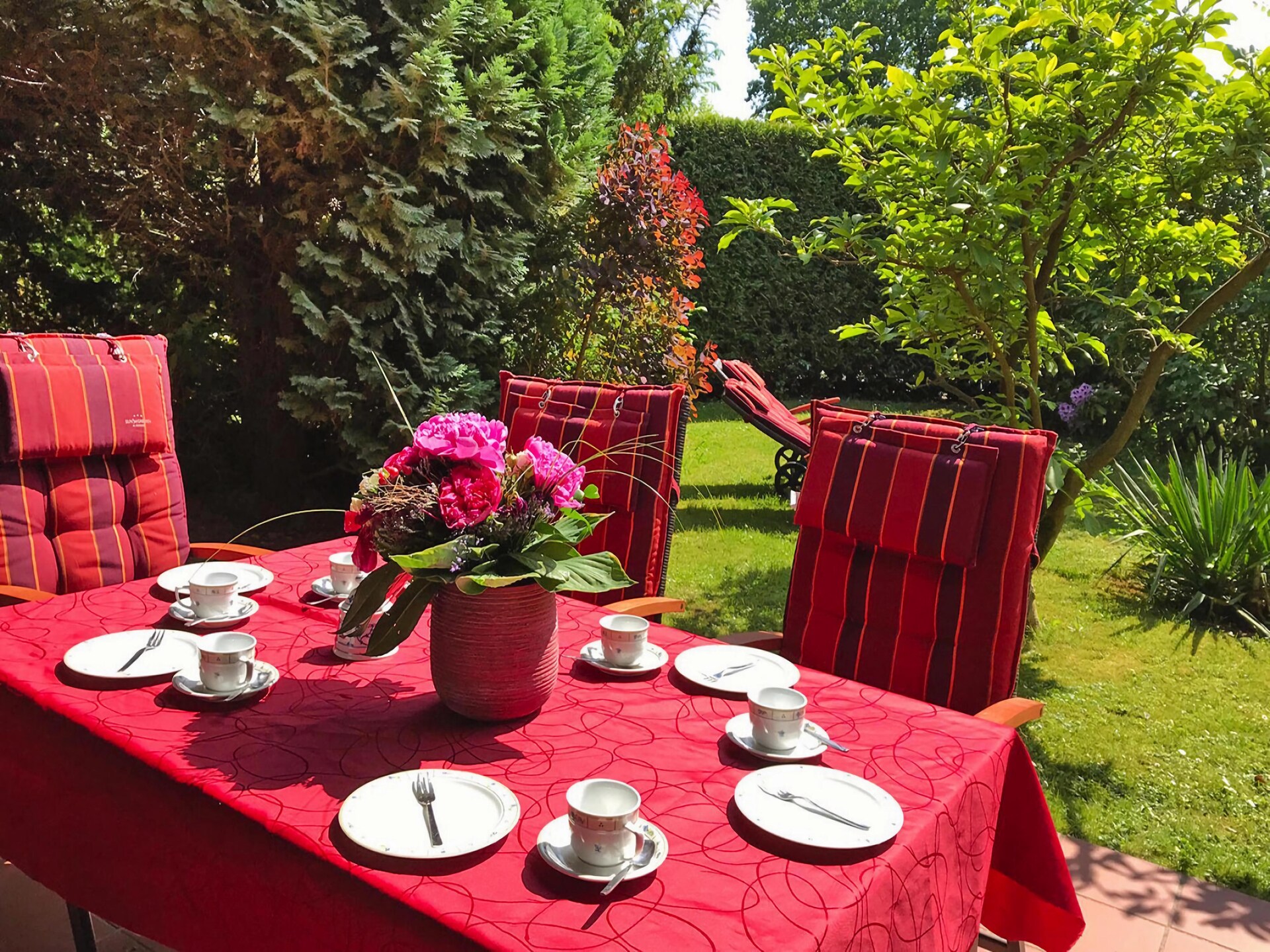 Vrijstaand vakantiehuis met tegelkachel in Suhlendorf, direct aan de Lüneburger Heide - foto 3