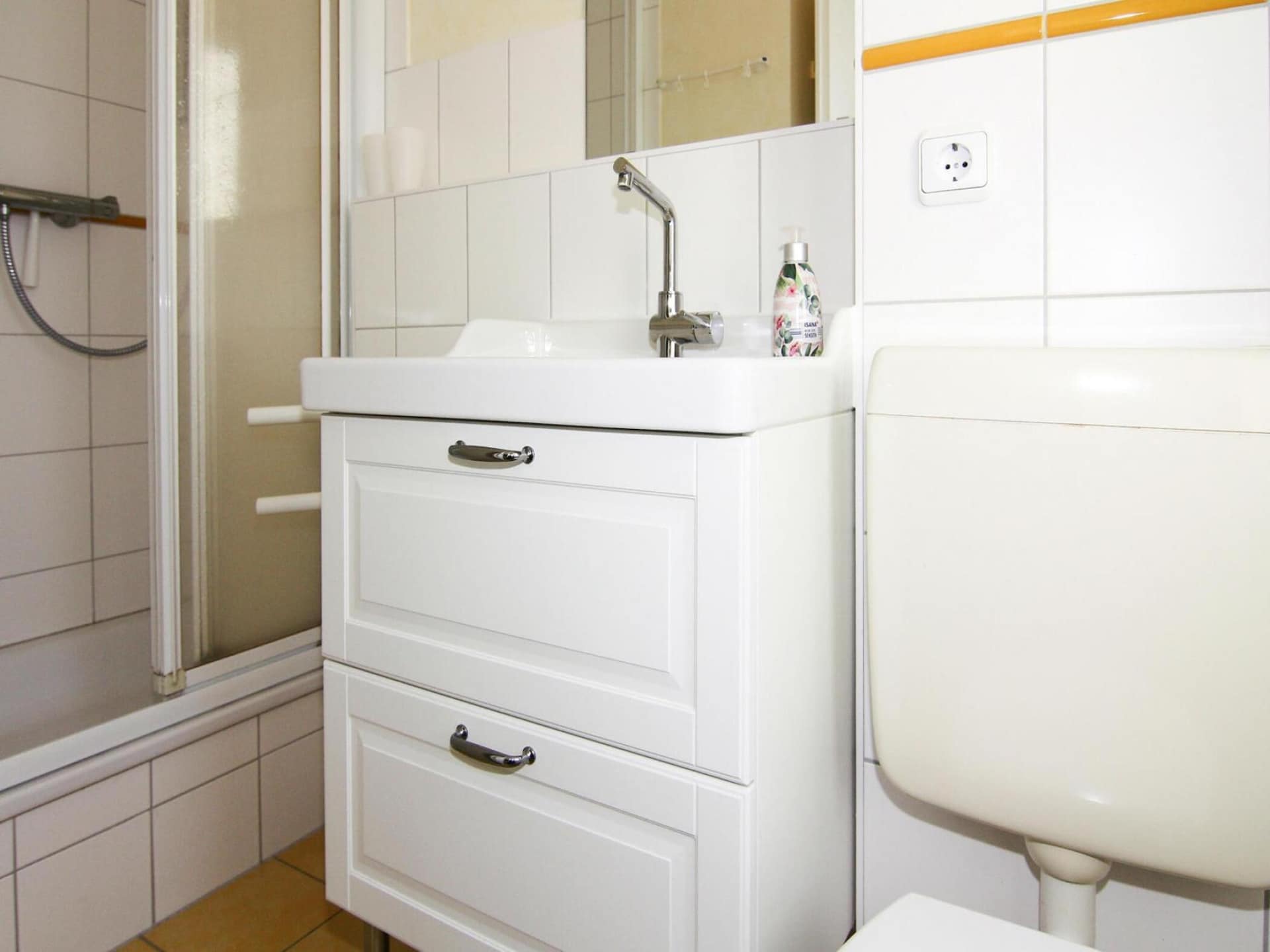 Compact appartement in Wiek met WiFi, vlakbij de lagune en haven - foto 14