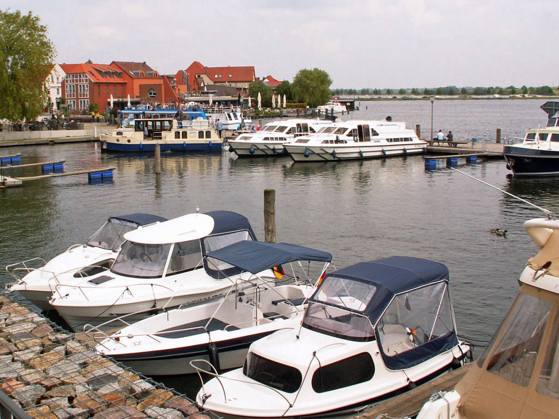 Aan het meer: Modern maisonnette appartement in Malchow - foto 18