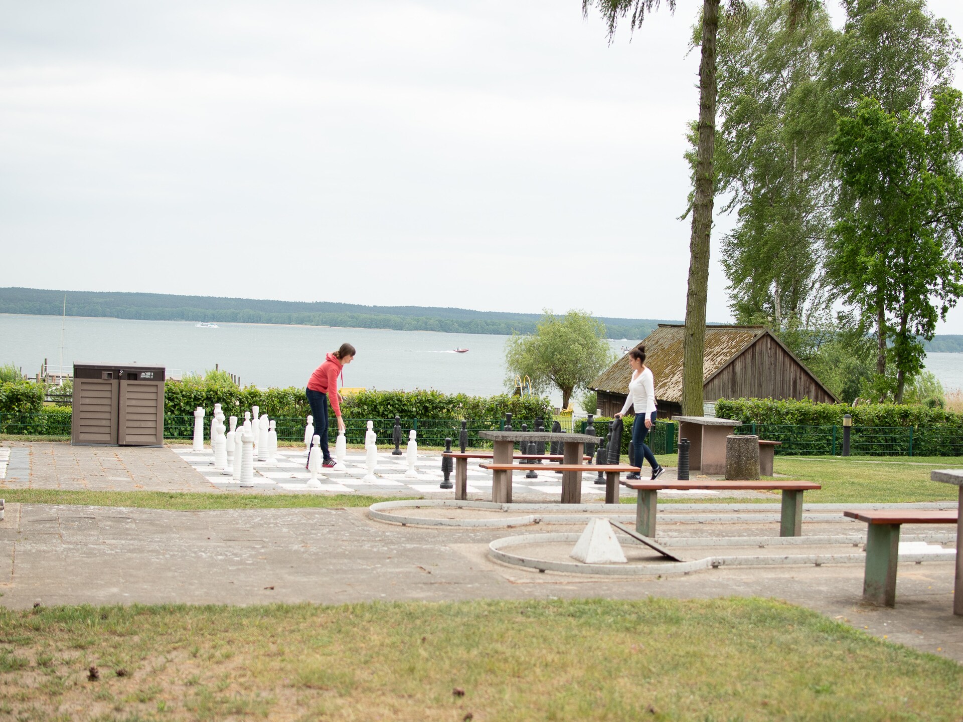 Rustiek vakantiehuis voor 4 aan de Plauer See met wellness en eigen meerstrand - foto 21