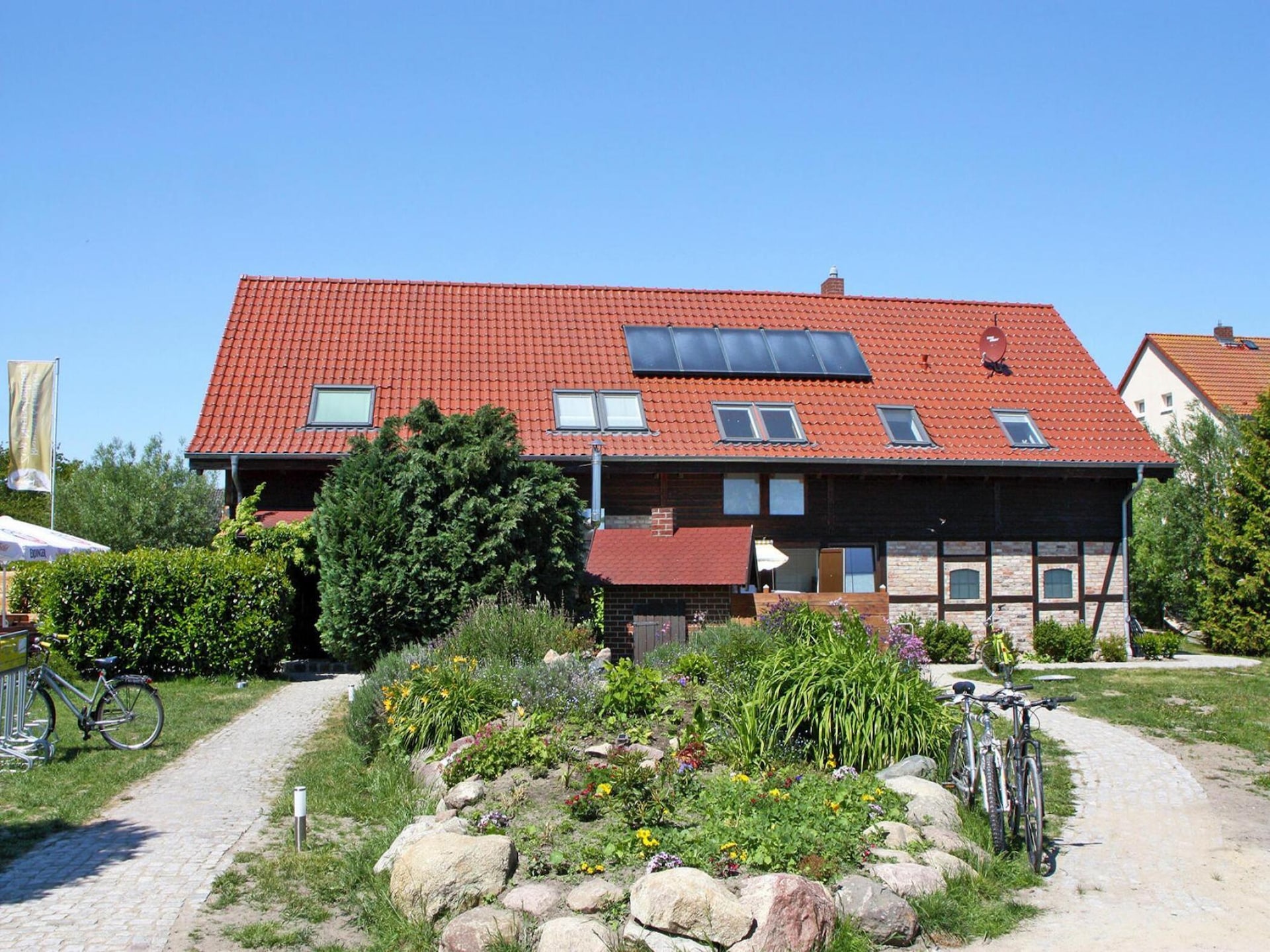 Op 1,0 km van het meer: Ruim appartement in Lütow voor 7 personen - foto 20