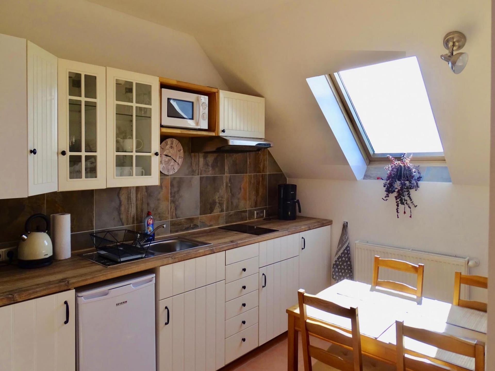 Op 1,0 km van het meer: Ruim appartement in Lütow voor 7 personen - foto 6