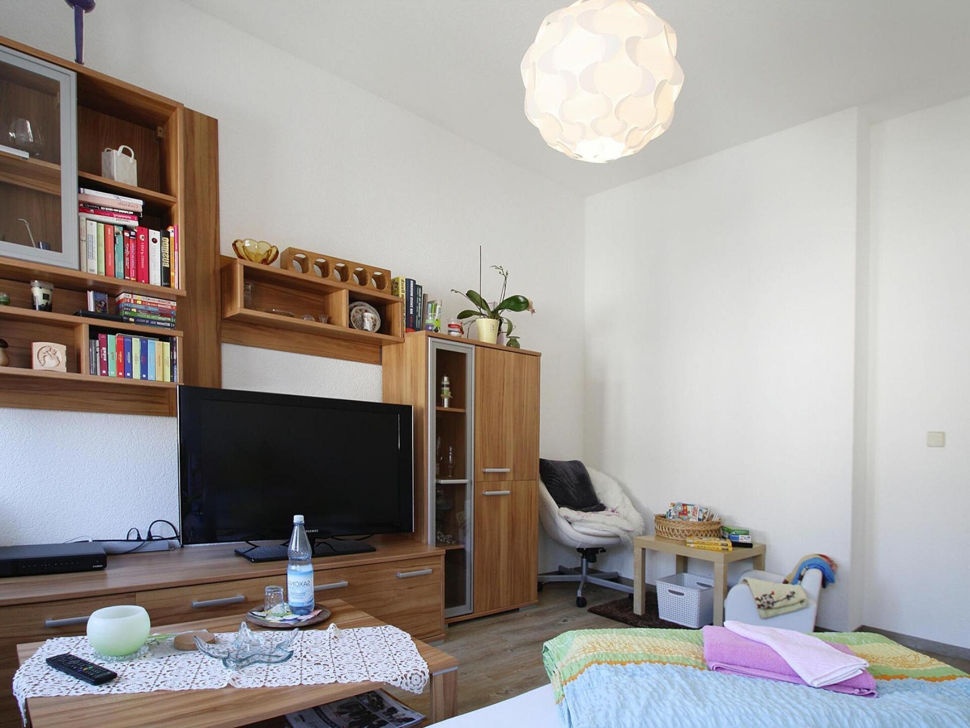 Knus appartement op de bovenverdieping met uitzicht op de tuin in Ellefeld - foto 4