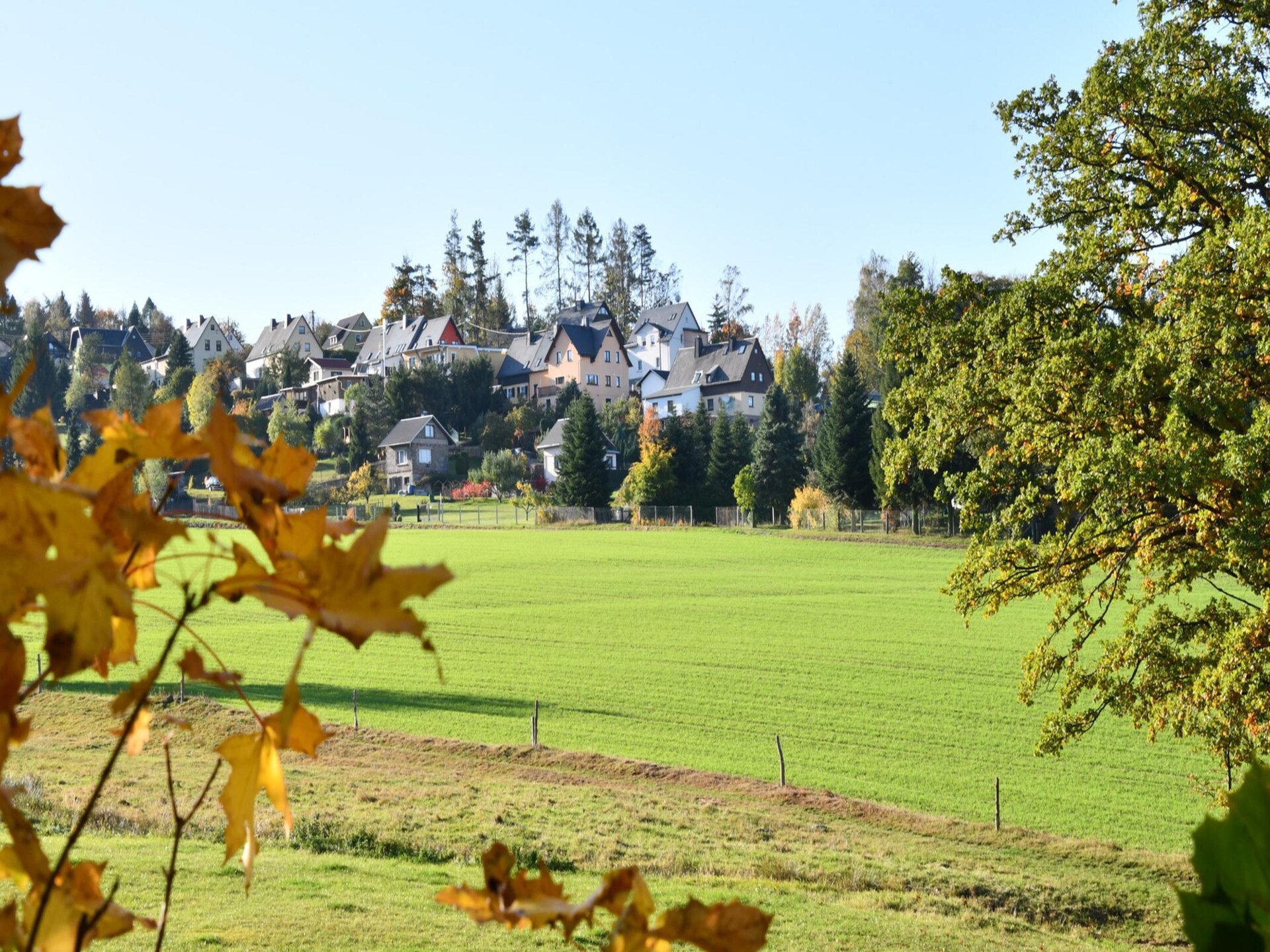 Knus appartement op de bovenverdieping met uitzicht op de tuin in Ellefeld - foto 9