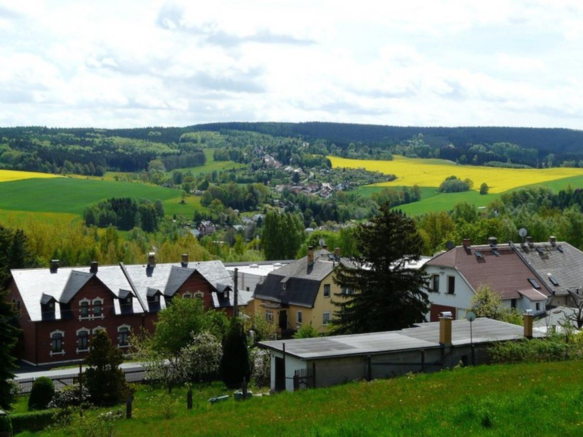 Knus appartement op de bovenverdieping met uitzicht op de tuin in Ellefeld - foto 16