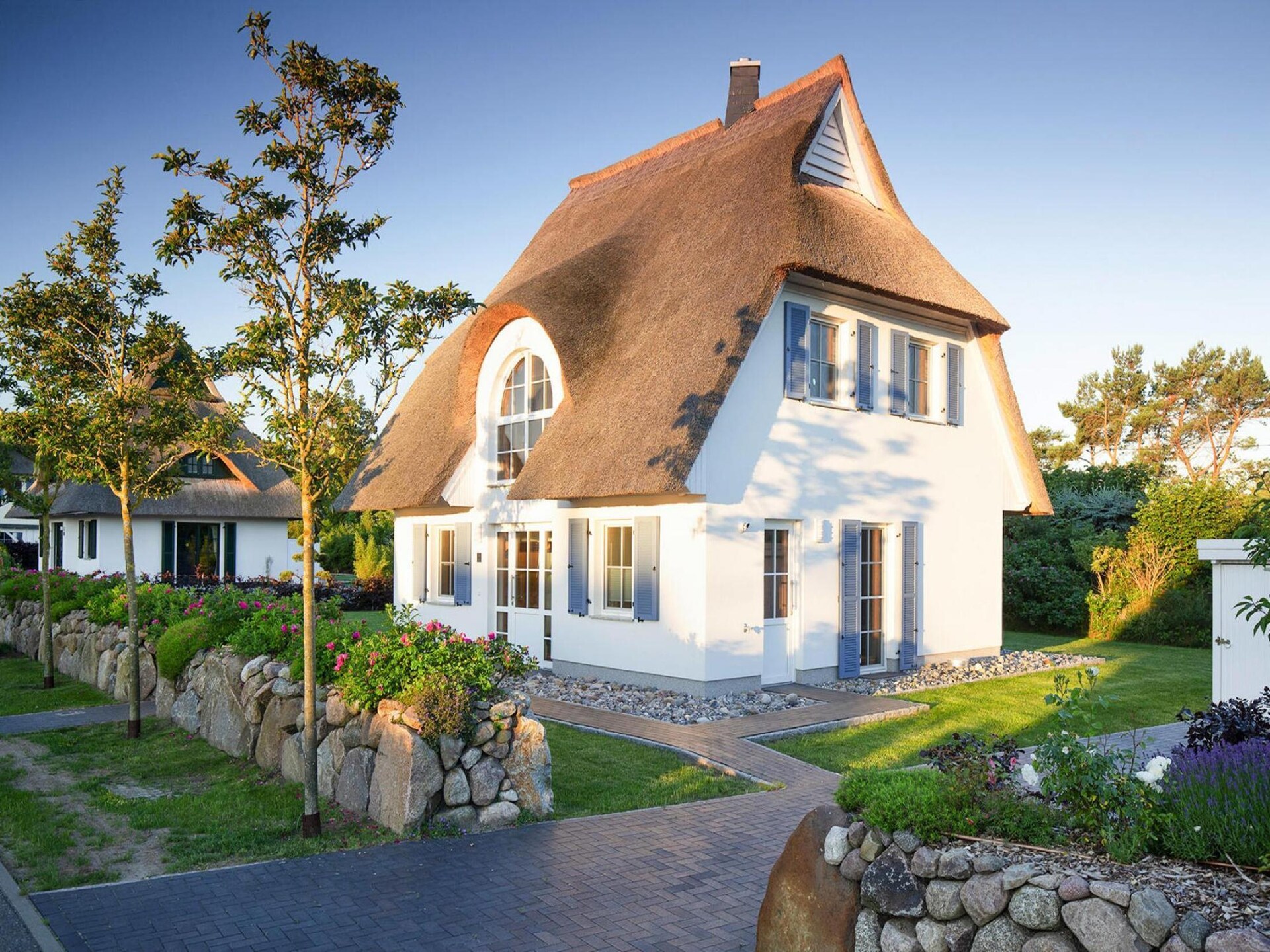 Luxe rietgedekt vakantiehuis met sauna en privé zwemplek aan de lagune - foto 15