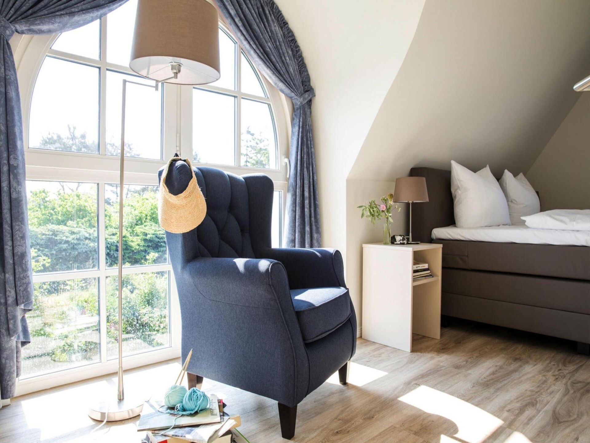 Luxe rietgedekt vakantiehuis met sauna en privé zwemplek aan de lagune - foto 9
