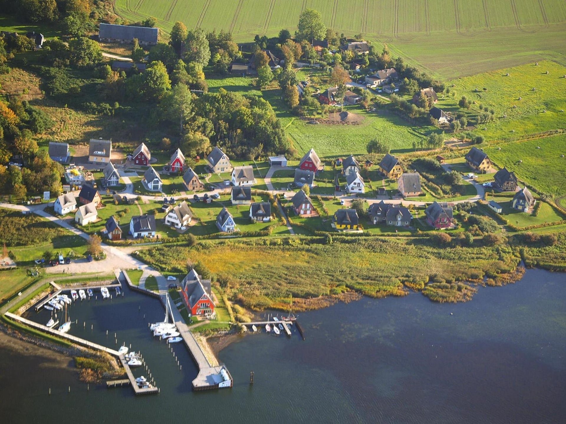 Op 450 m van het meer: rietgedekt vakantiehuis in Vieregge - foto 13