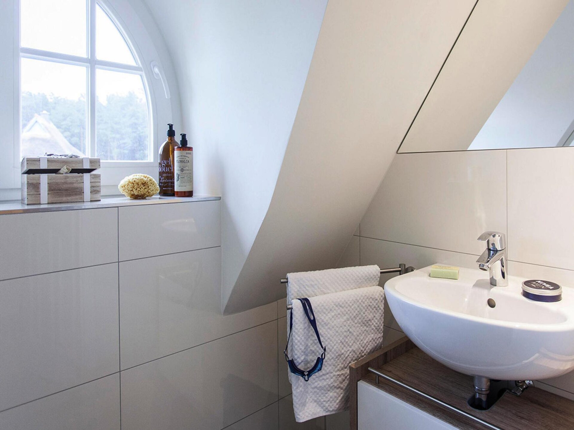 Aan het meer: Luxe rietgedekt vakantiehuis in Fuhlendorf · 6 pers. - foto 17
