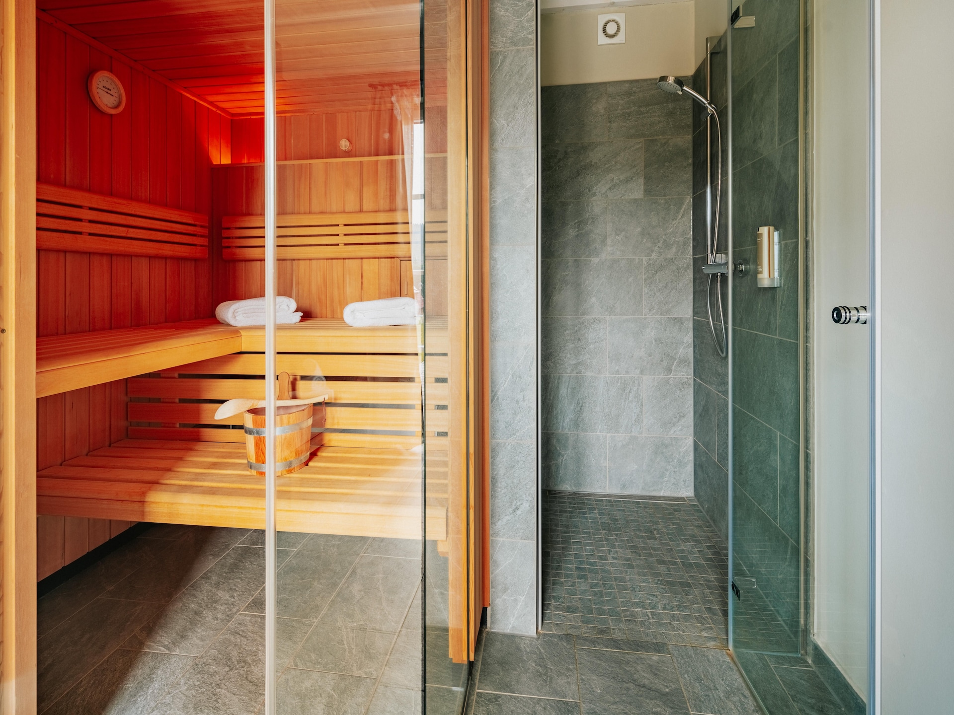 8-persoons luxe vakantiehuis in Schierke op 800m van de piste - foto 18