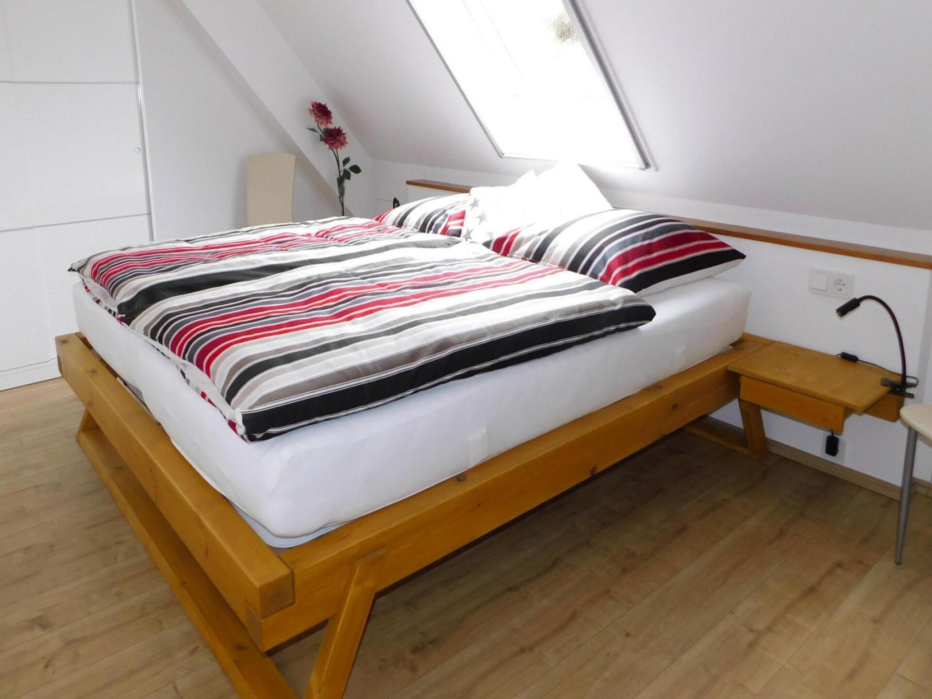 Ruim modern appartement aan de golfbaan bij het meer in Veringendorf - foto 11