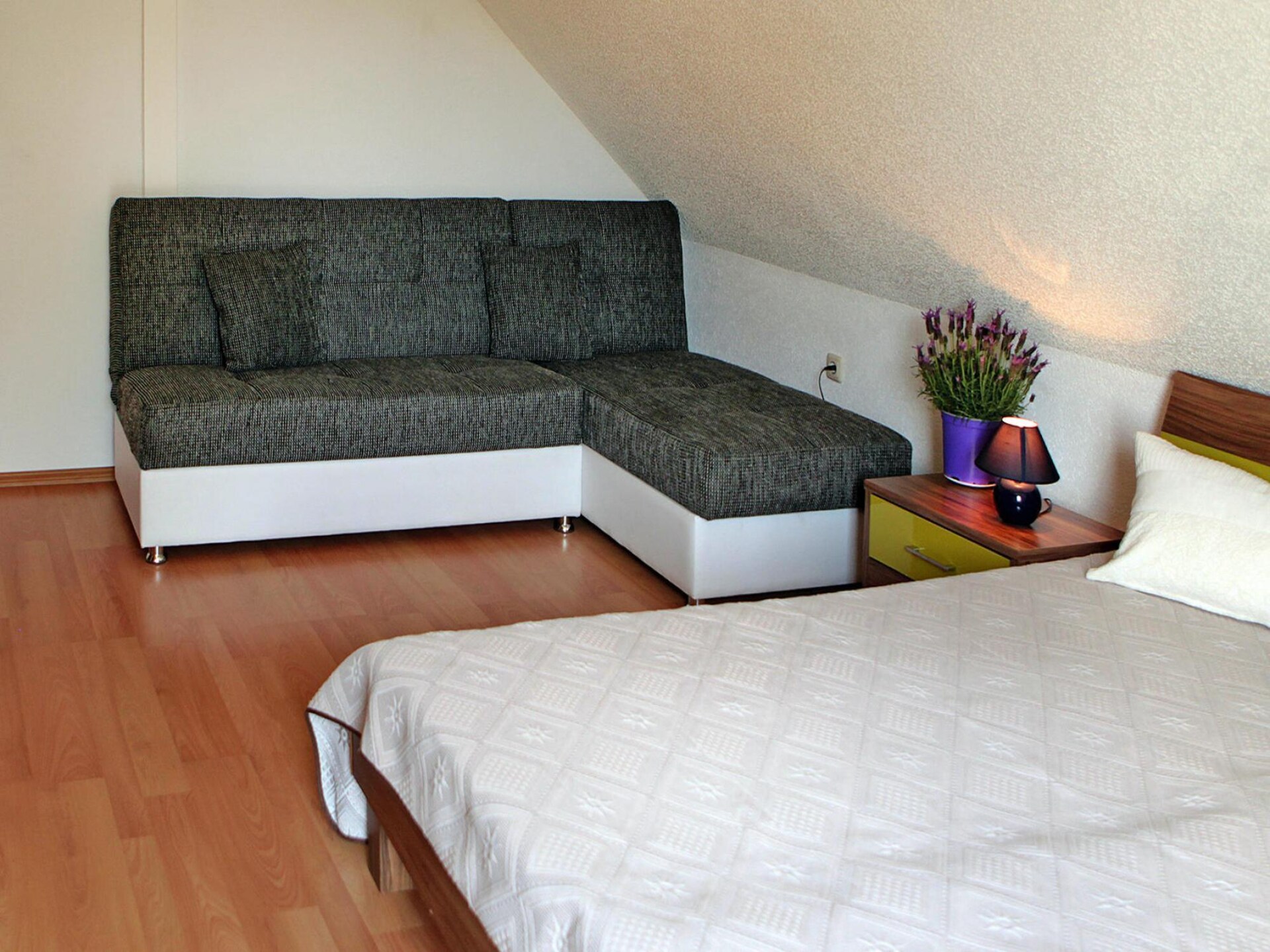 8-persoons vakantiehuis aan het meer in Verchen · 8 pers. - foto 14
