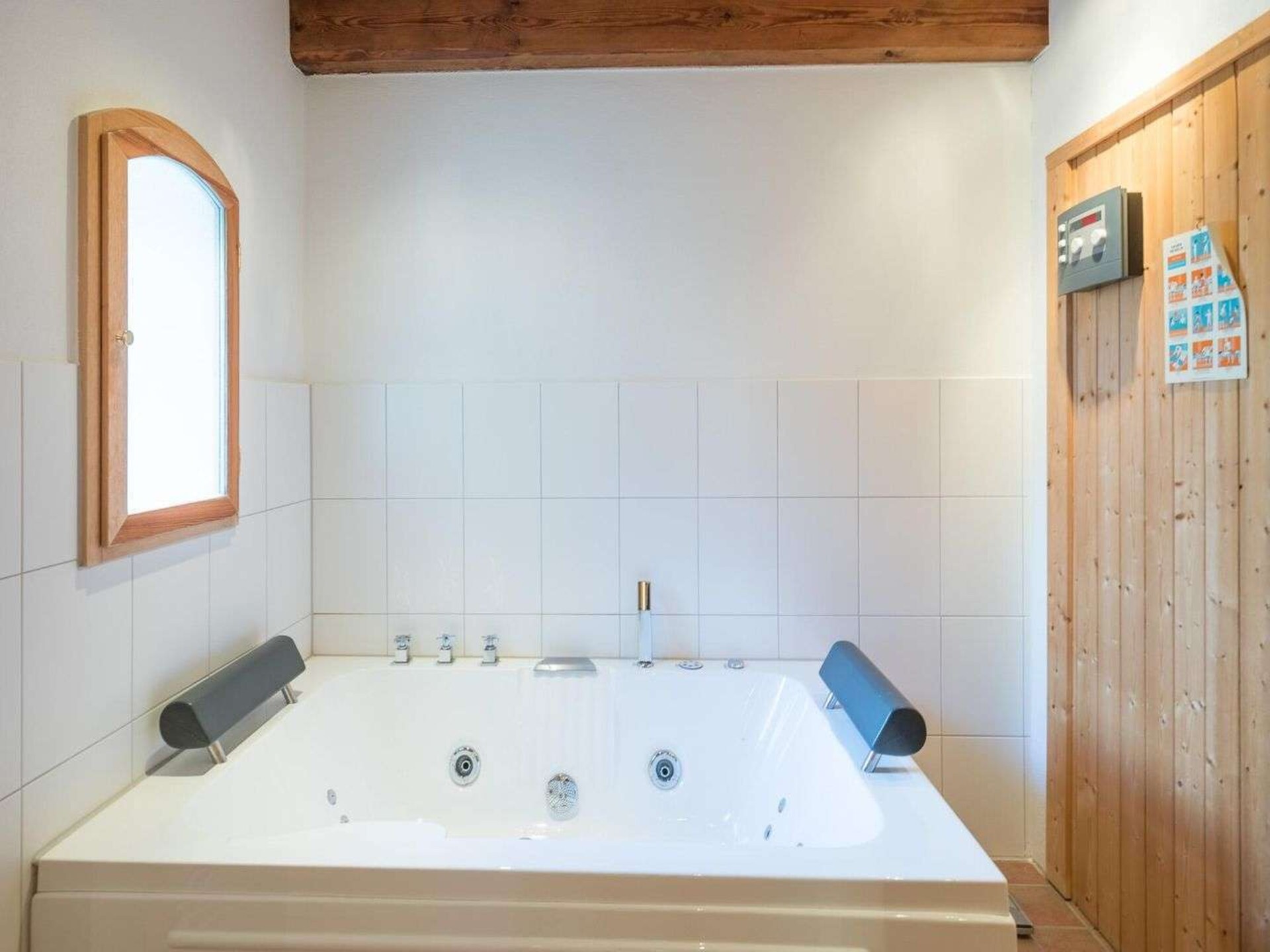 Historisch wellnesshuis met rieten dak, sauna en bubbelbad nabij de Waddenzee - foto 12