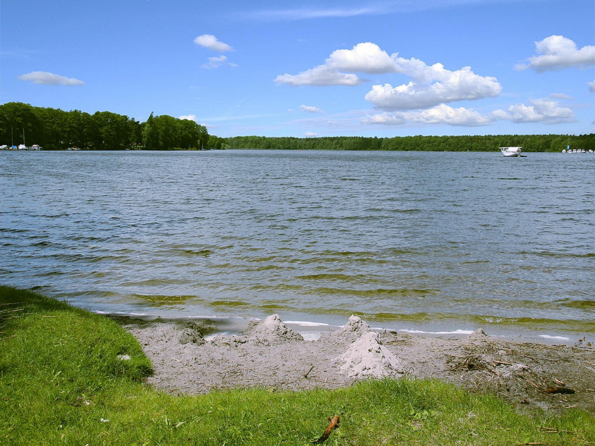 4-persoons bungalow in Wernsdorf op 800m van het meer - foto 21