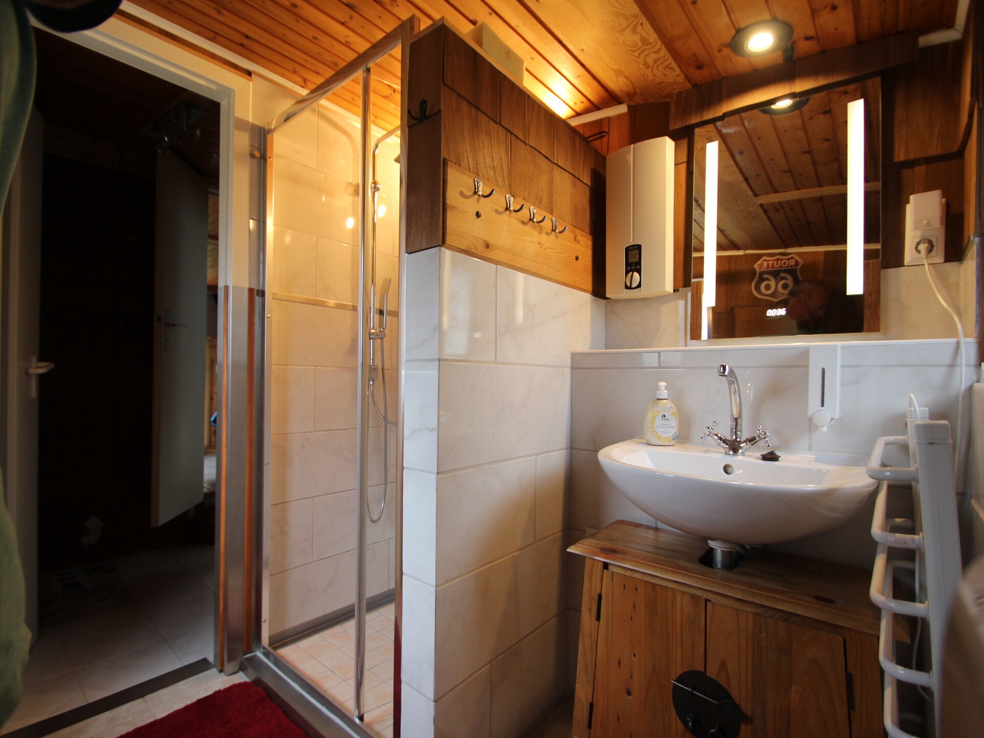 4-persoons bungalow in Wernsdorf op 800m van het meer - foto 15