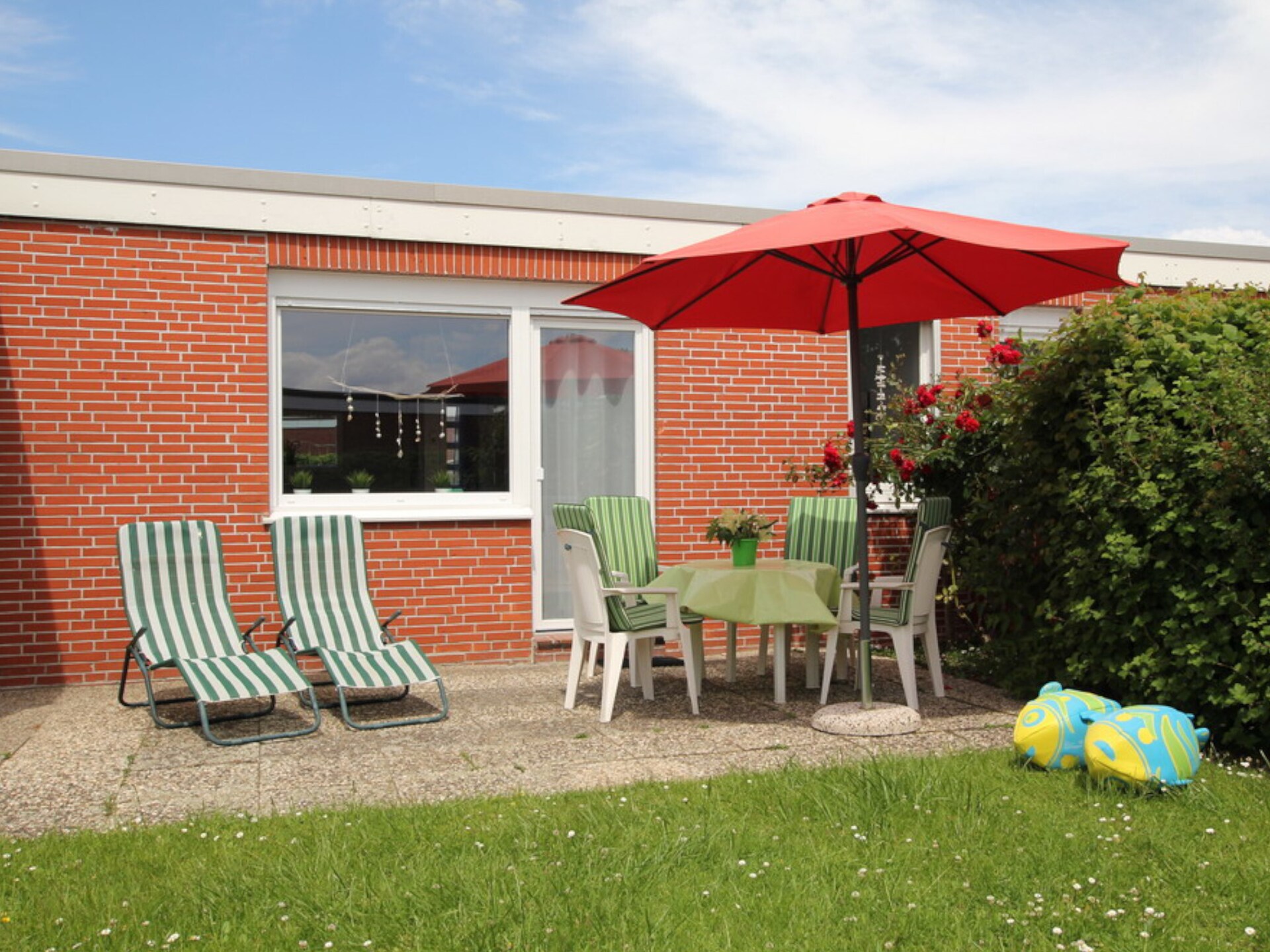 Gelijkvloerse bungalow aan de golfbaan bij Dornumersiel - foto 14