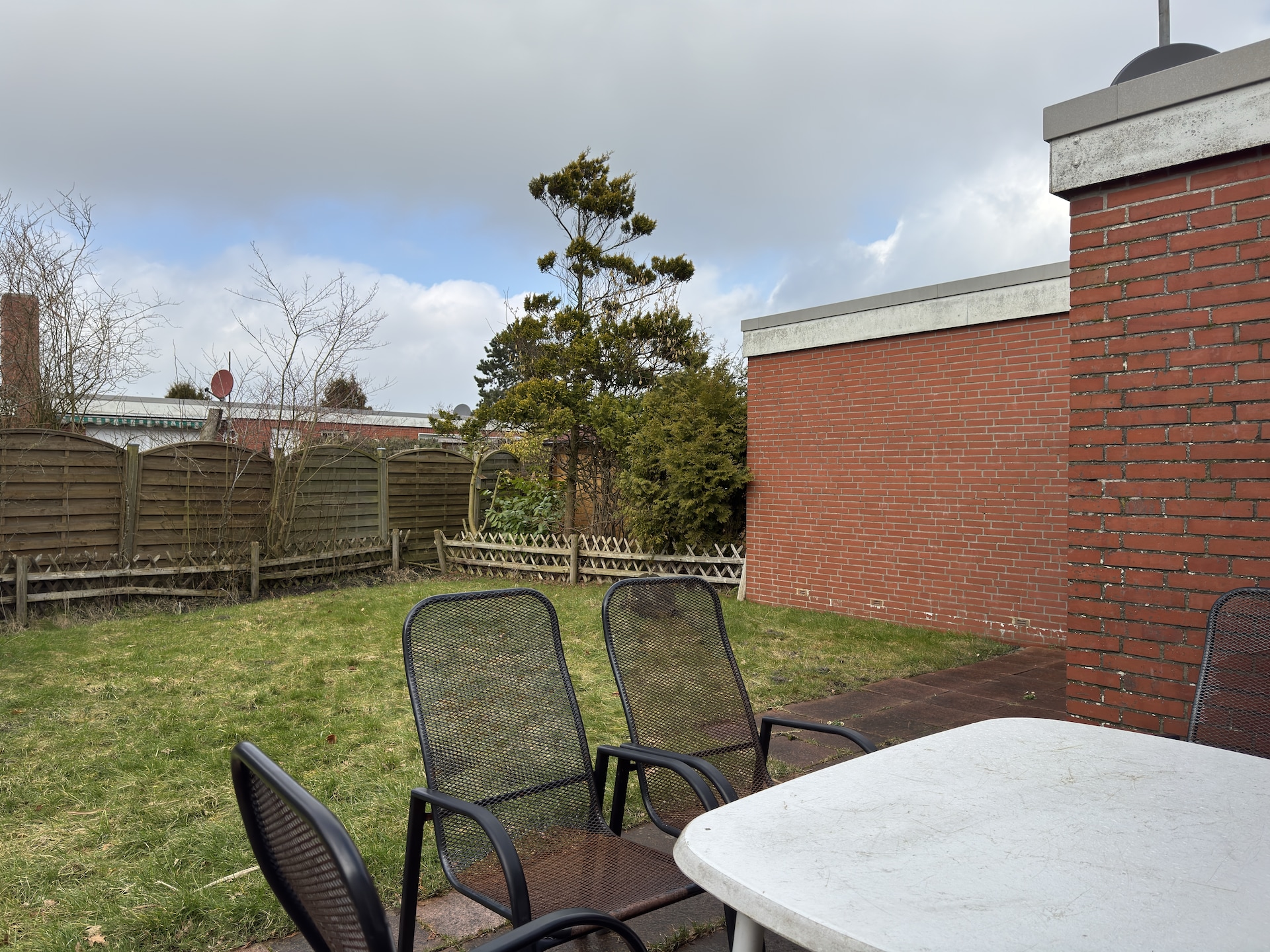 Gelijkvloerse bungalow aan de golfbaan bij Dornumersiel - foto 12