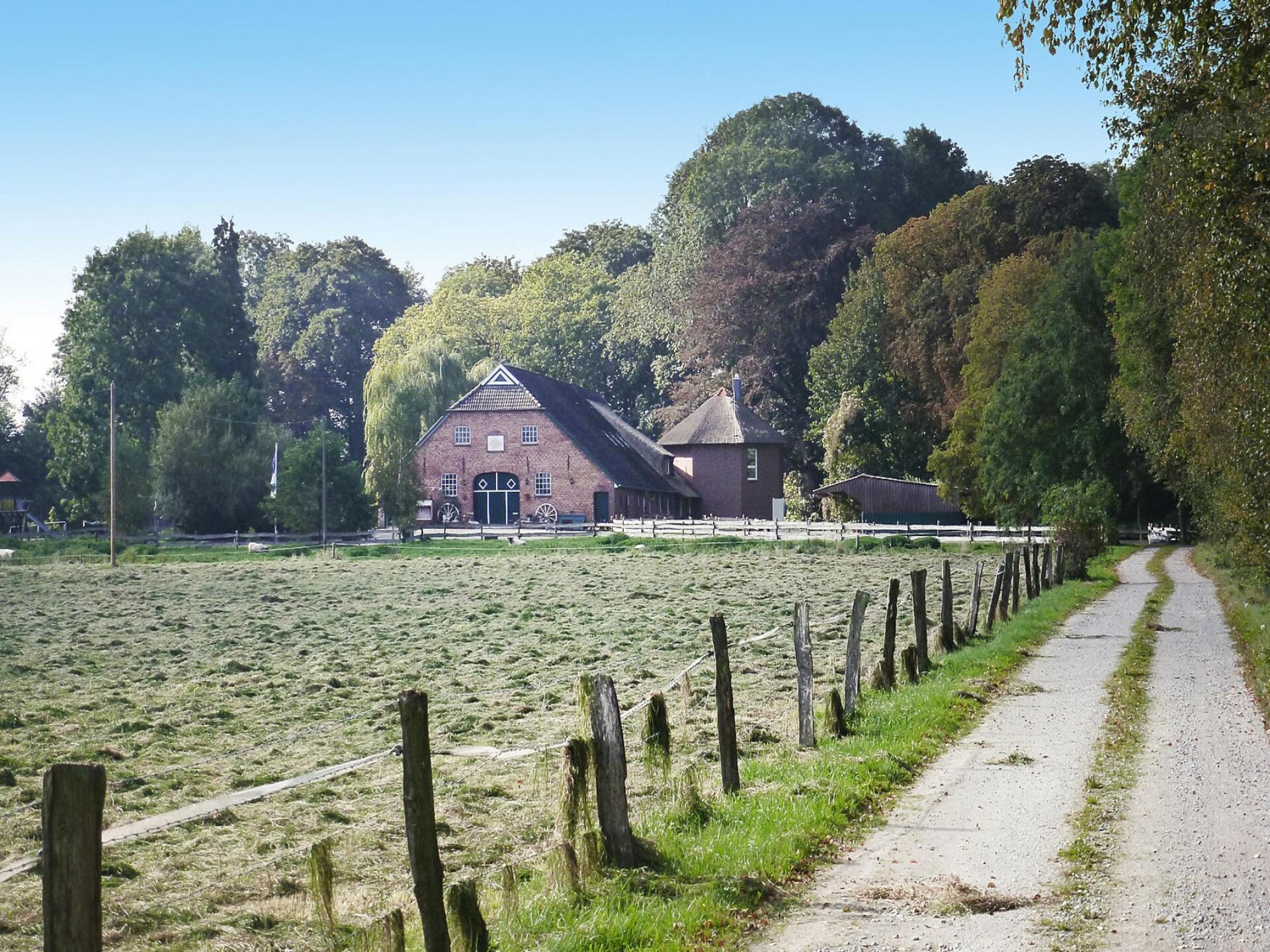 Landelijk appartement nabij Süderschwei, 6 km van strand en meer - foto 13