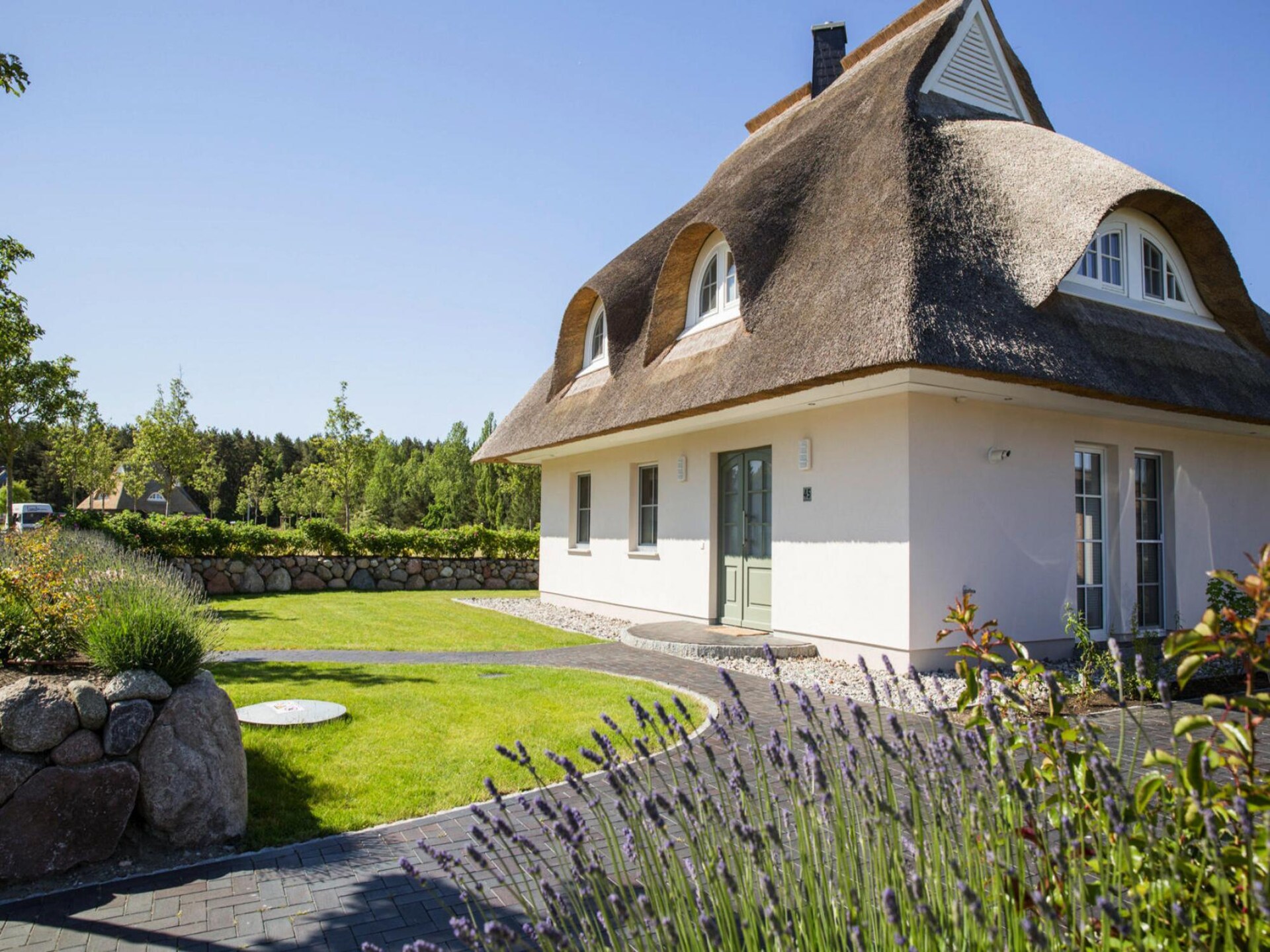 Rietgedekt vakantiehuis aan de lagune met sauna, 100 meter van het water - foto 23