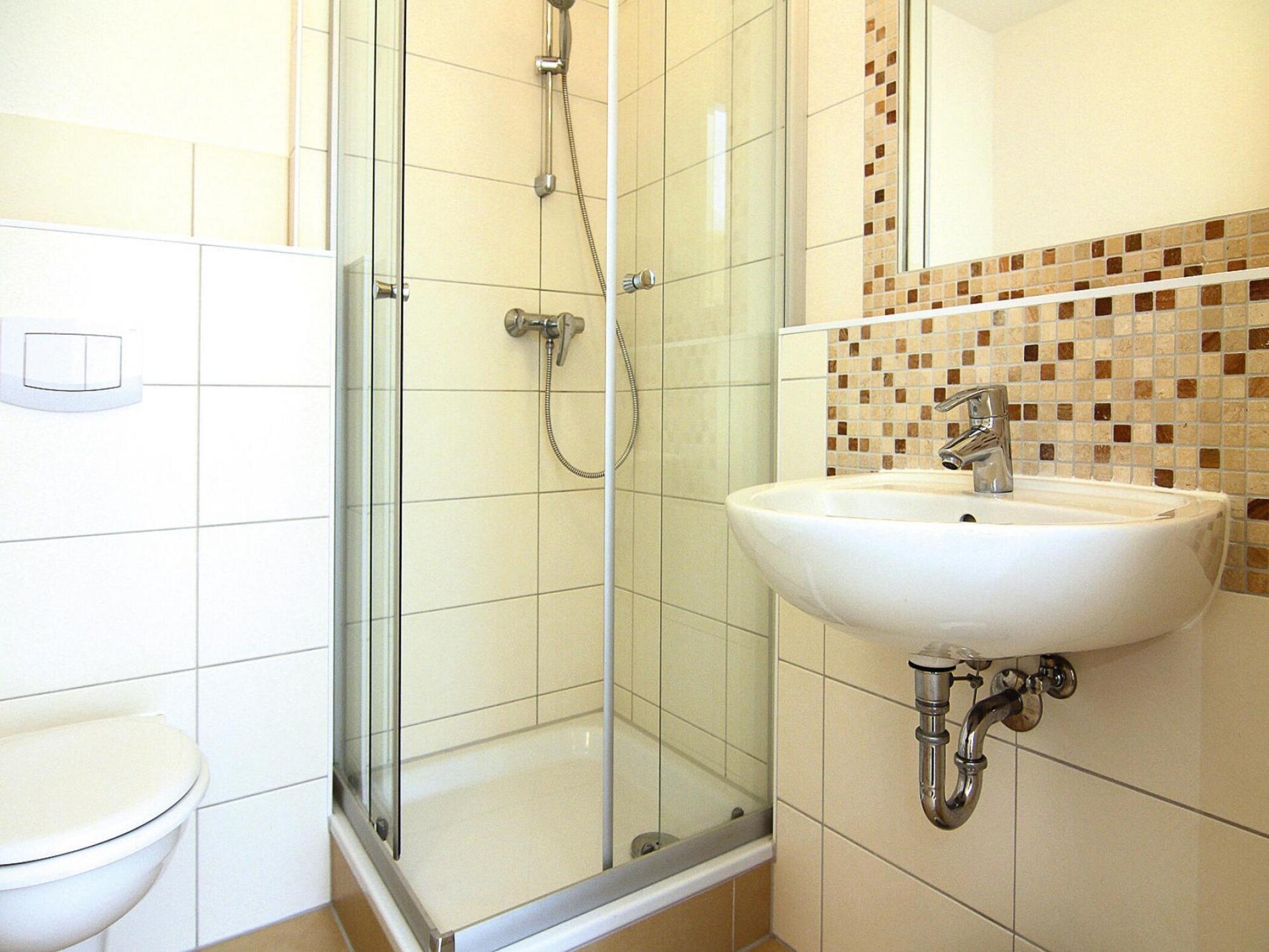 Knus appartement in centrum Graal-Müritz, 850m van Oostzeestrand - foto 8