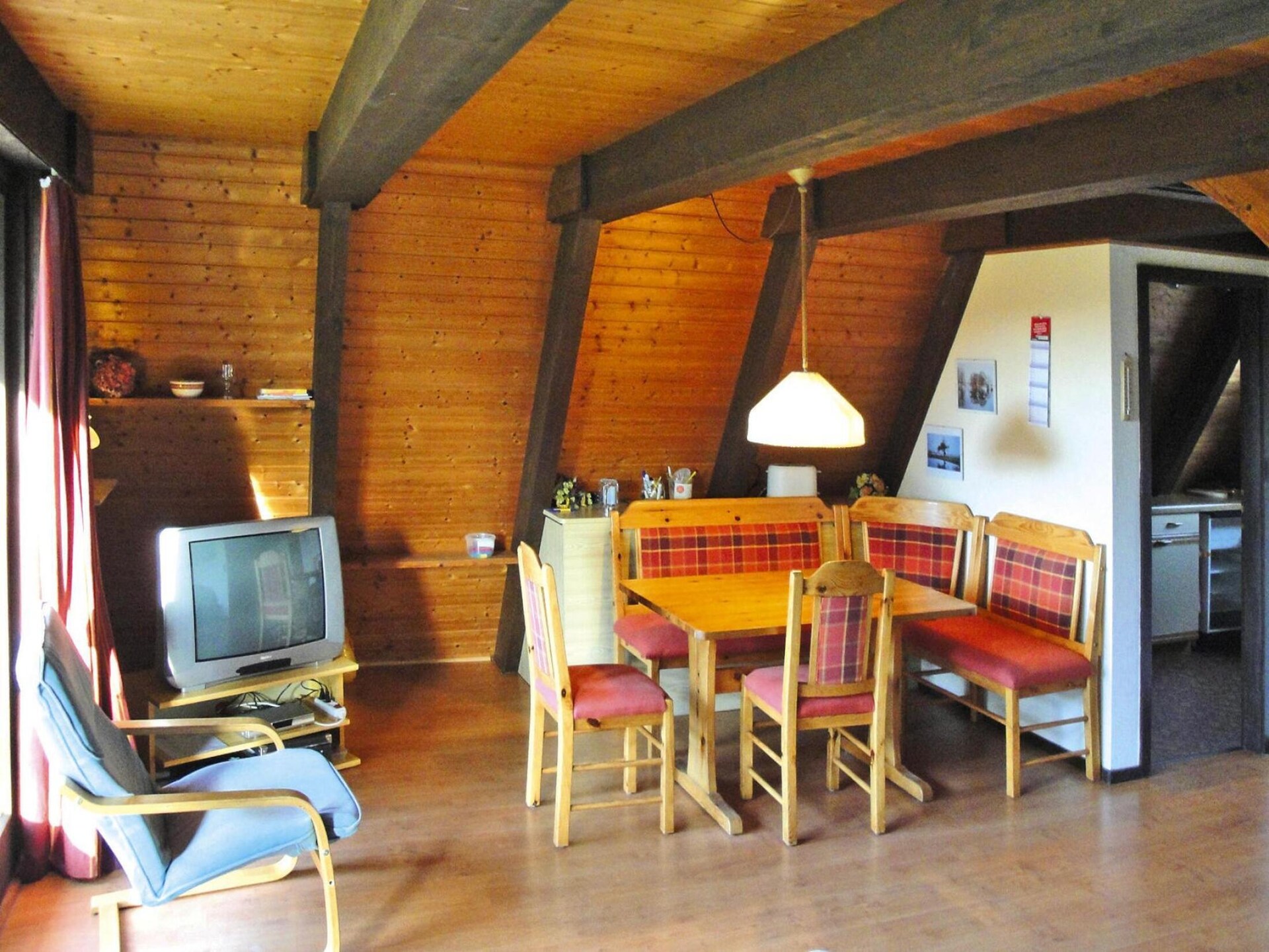 Knus Nurdachhaus in Burhave, 300m van zee en strand - foto 5