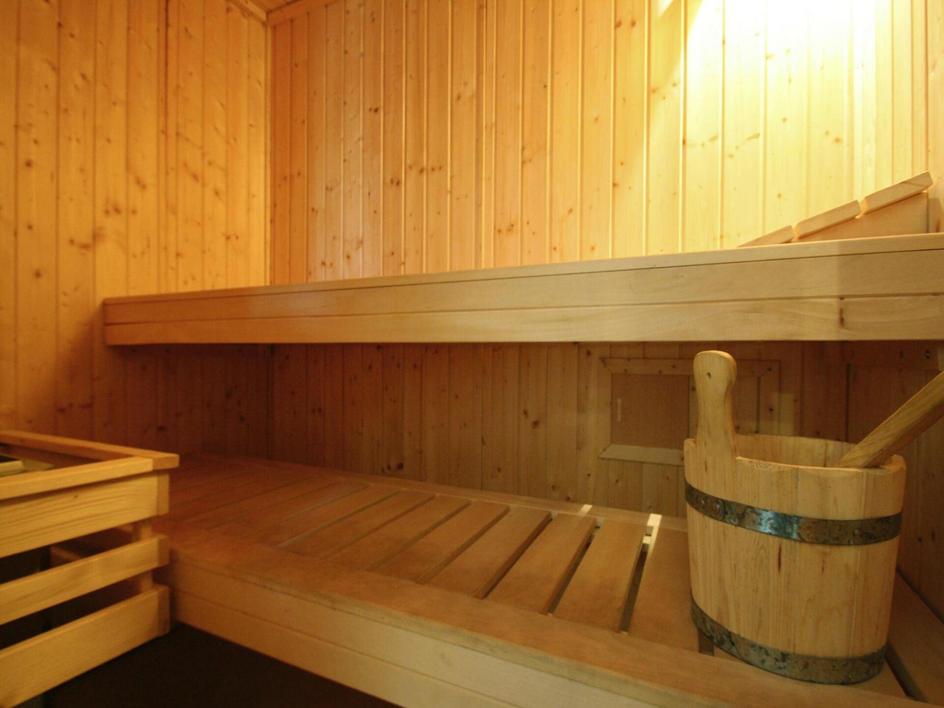 Ferienhaus An de Linn: Luxe vakantiehuis met sauna aan het meer van Neukloster - foto 12
