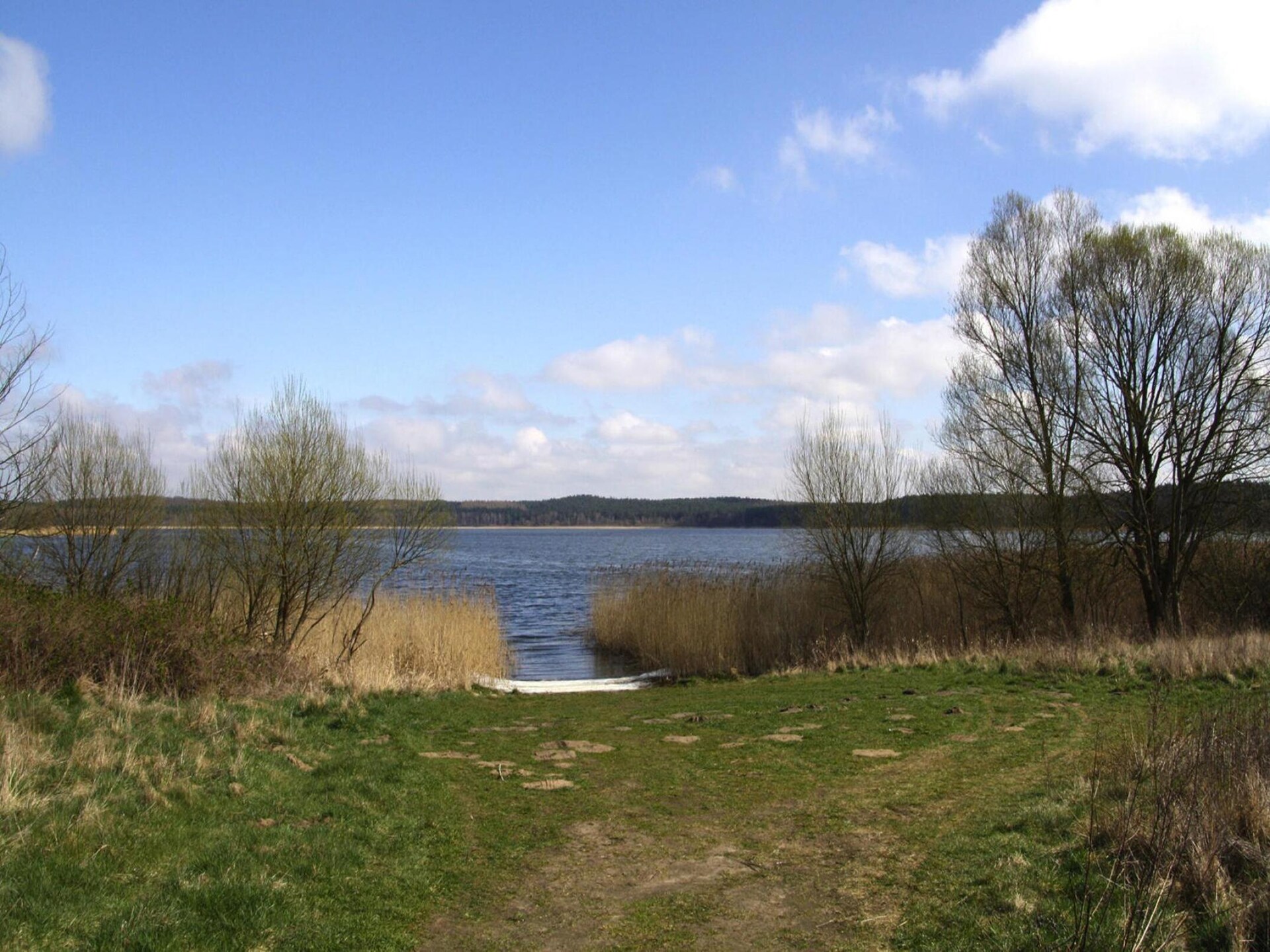 Ferienhaus An de Linn: Luxe vakantiehuis met sauna aan het meer van Neukloster - foto 17