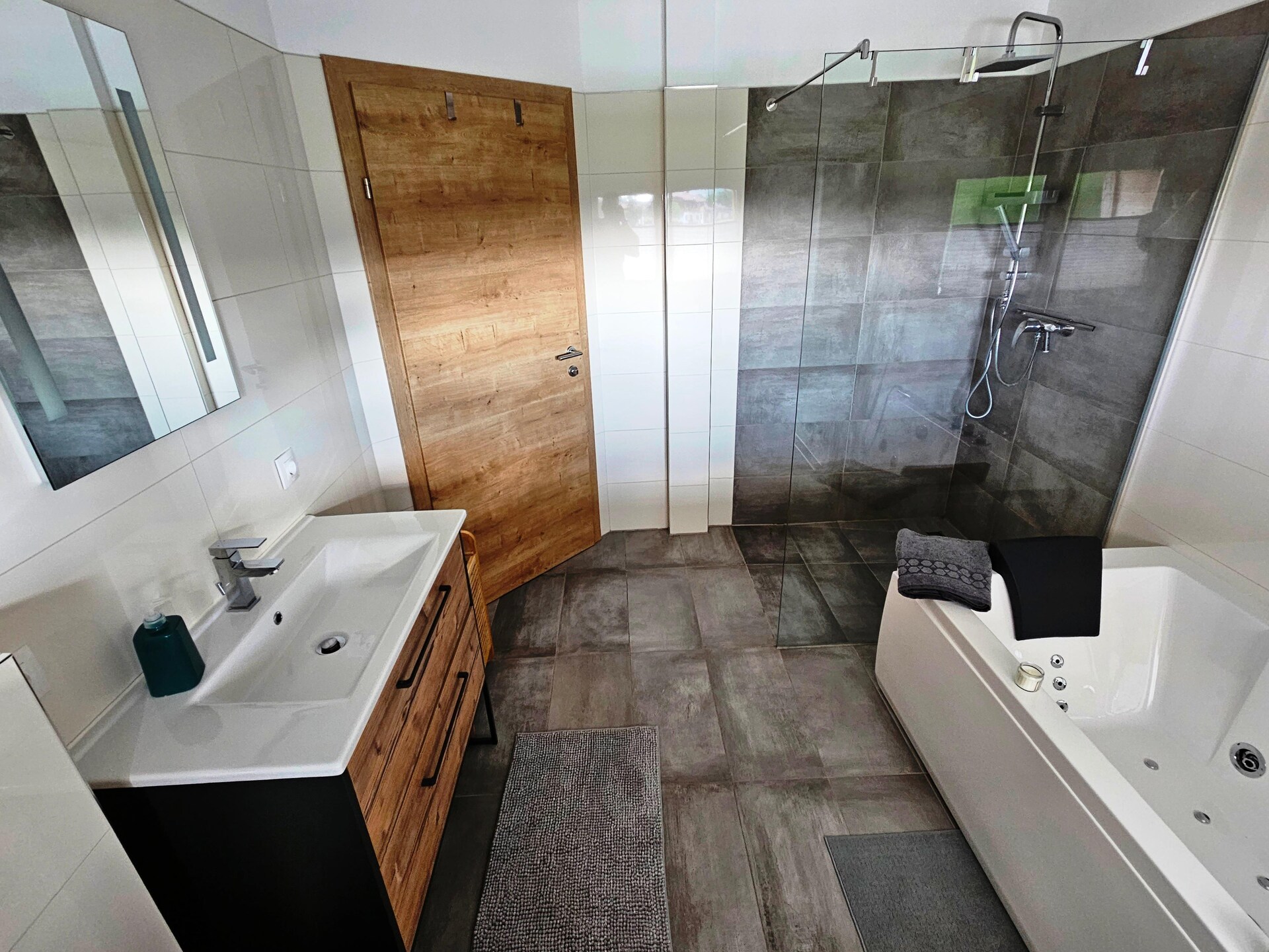 Appartement Panoramablick Inzell: luxe familieappartement met sauna en bergzicht - foto 12