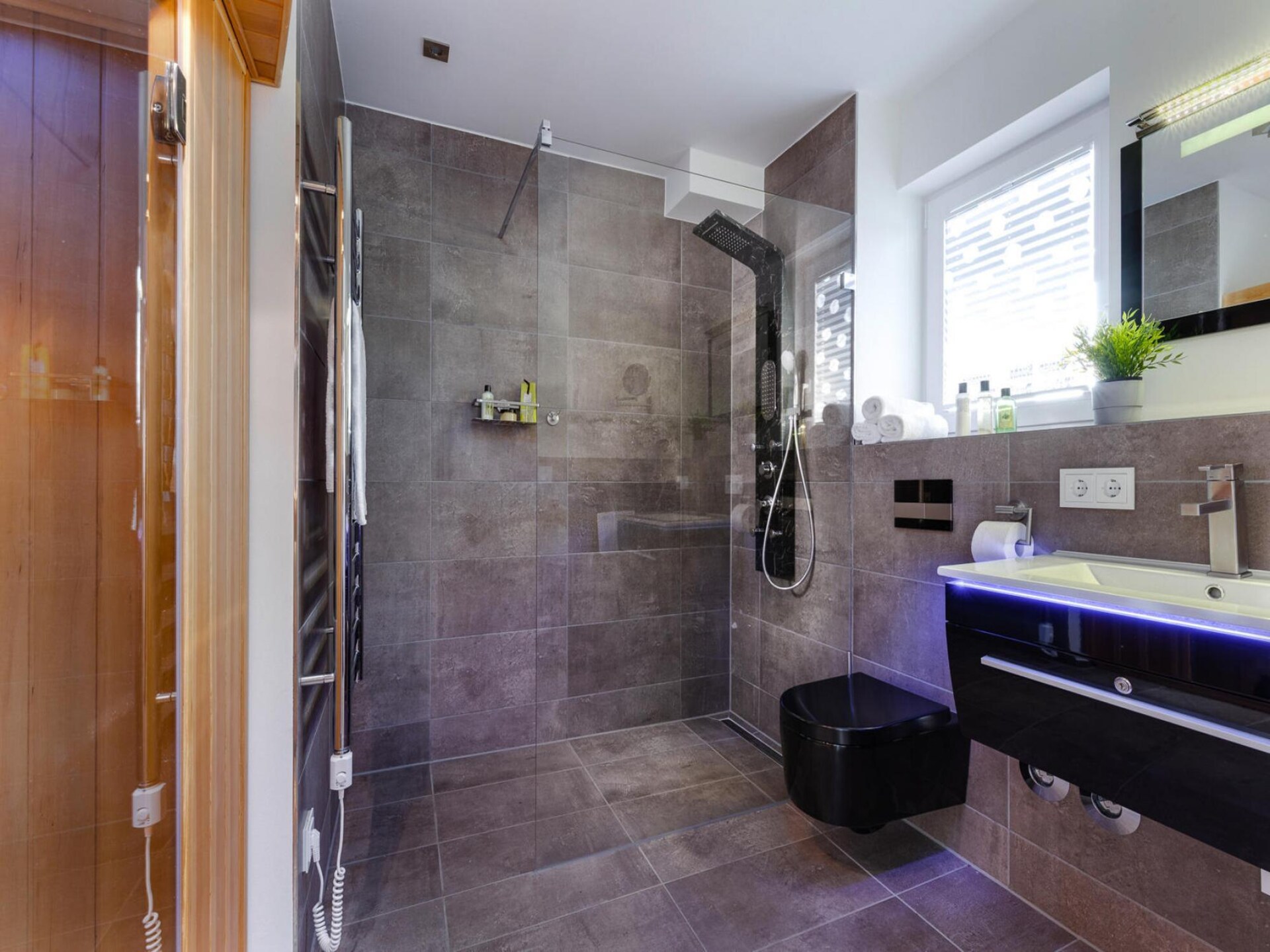 Luxe appartement met waterbed, wellness en zicht op jachthaven in Olpenitz - foto 26