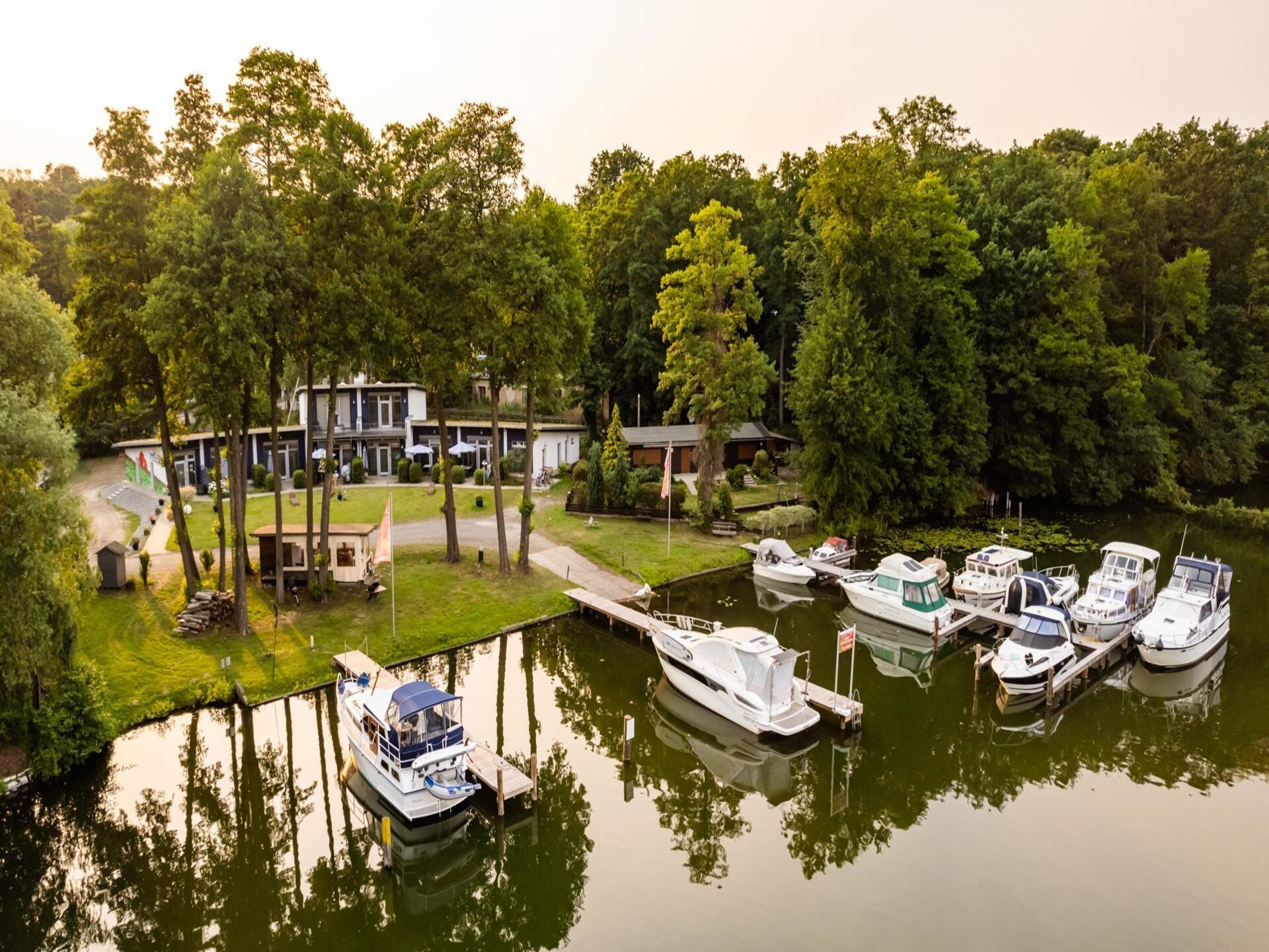 Aan het meer: Luxe appartement in Werder an der Havel - foto 23