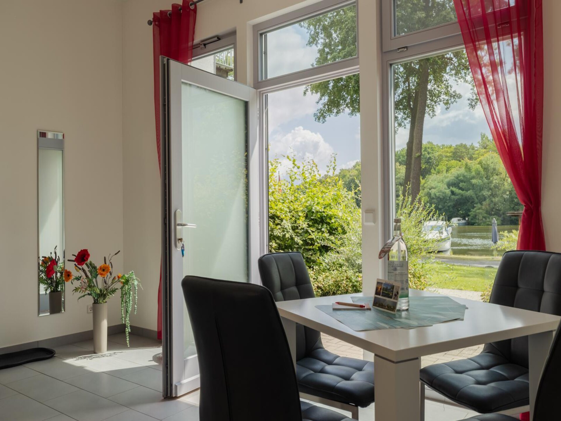 Aan het meer: Luxe appartement in Werder an der Havel - foto 10