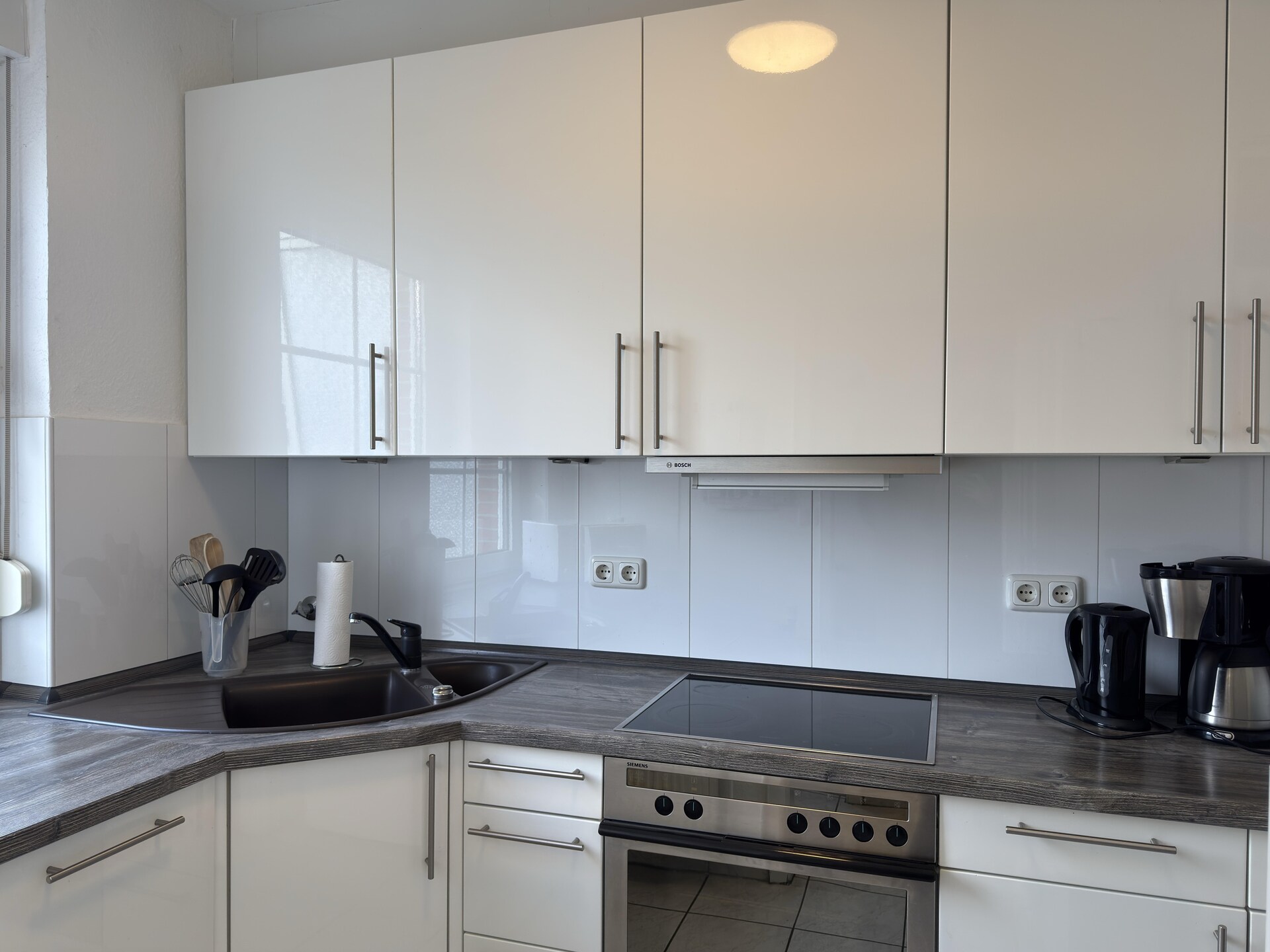 Gezellige 6-persoonsbungalow met tuin op 1,1 km van de Noordzee in Dornumersiel - foto 12