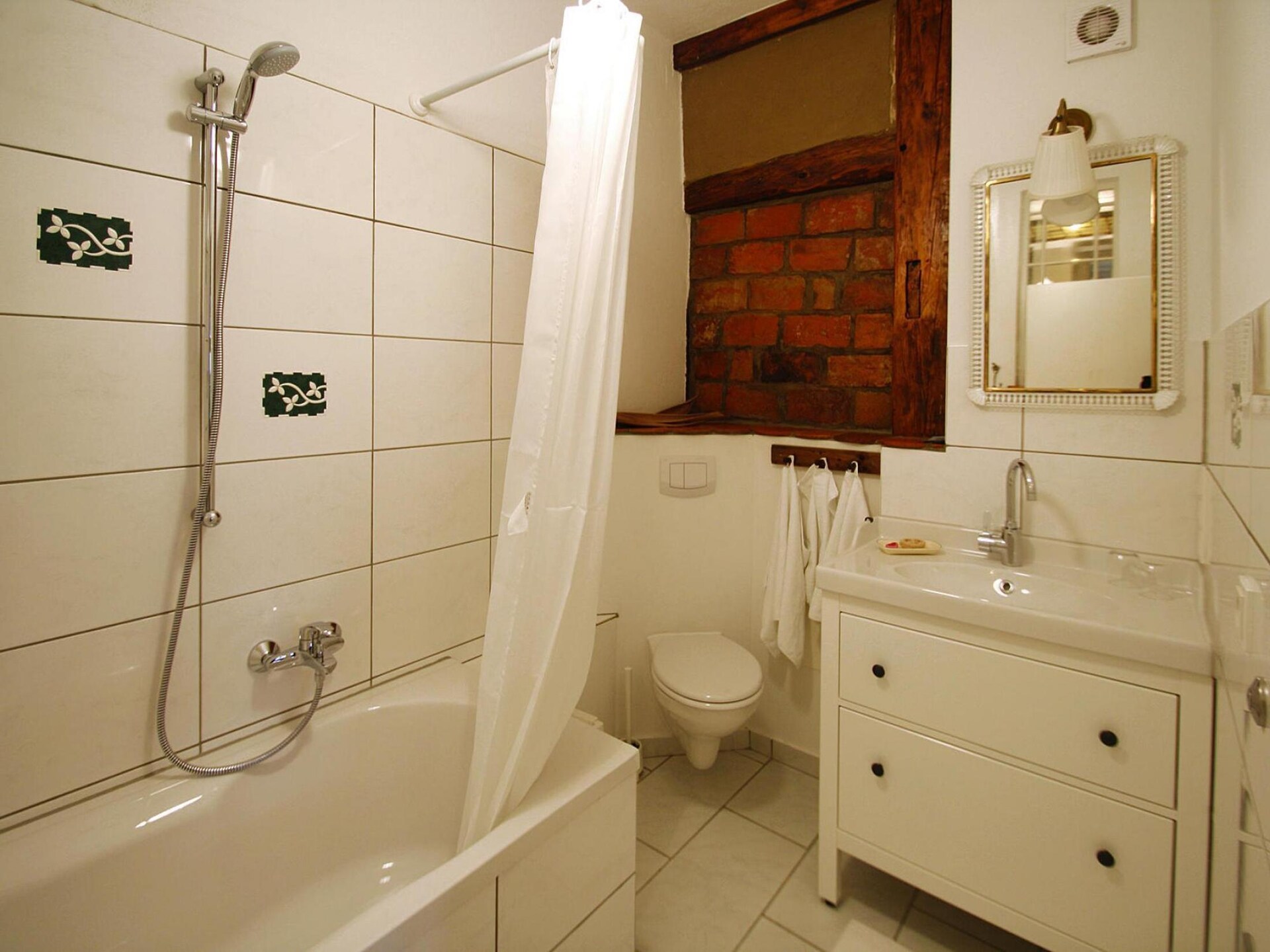 Op 800 m van het meer: Smaakvol appartement in Plau am See - foto 9