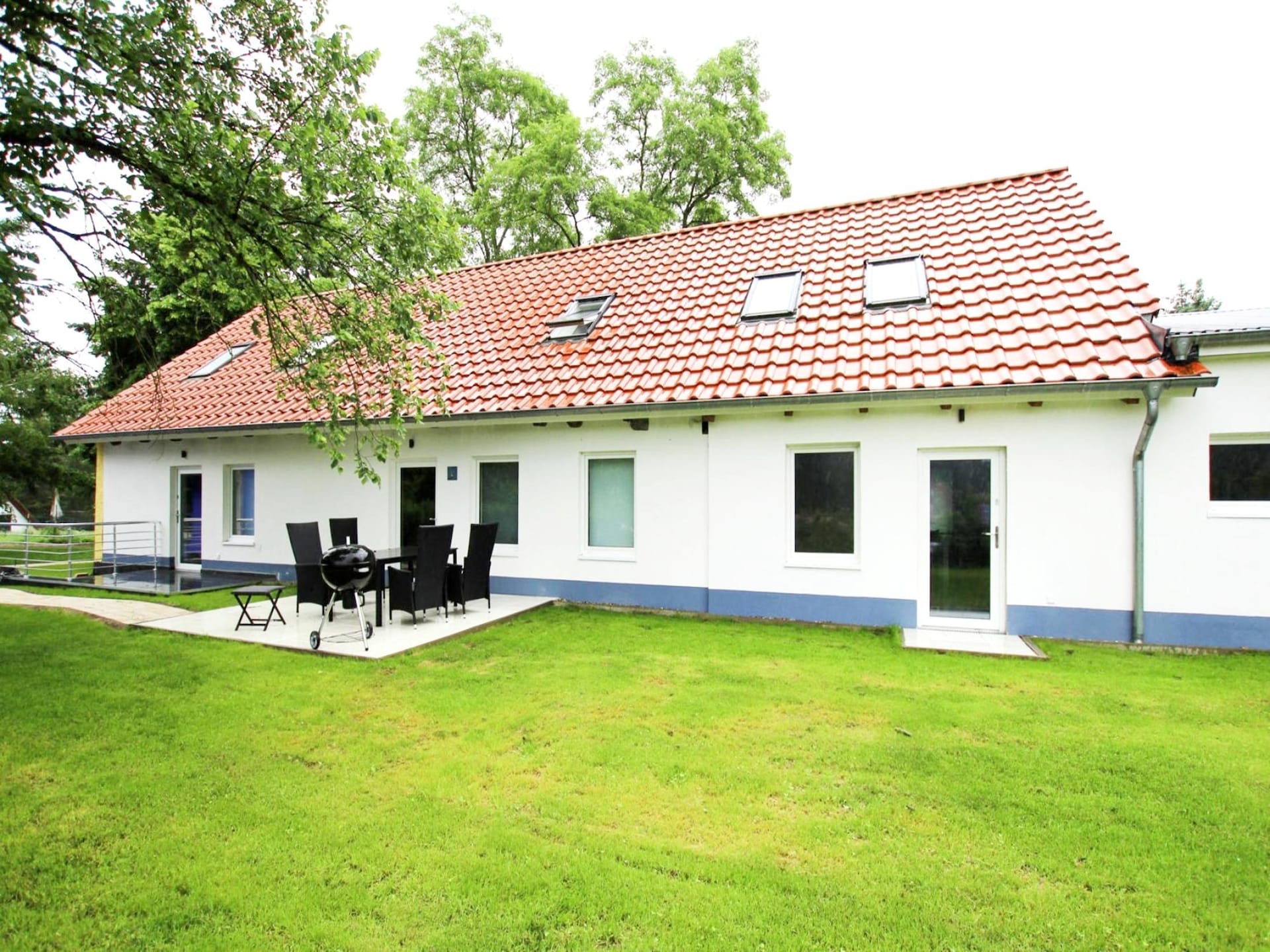 Op 800 m van het strand: Vakantiehuis Reihenhaus Tulpe in Lohmen - foto 1