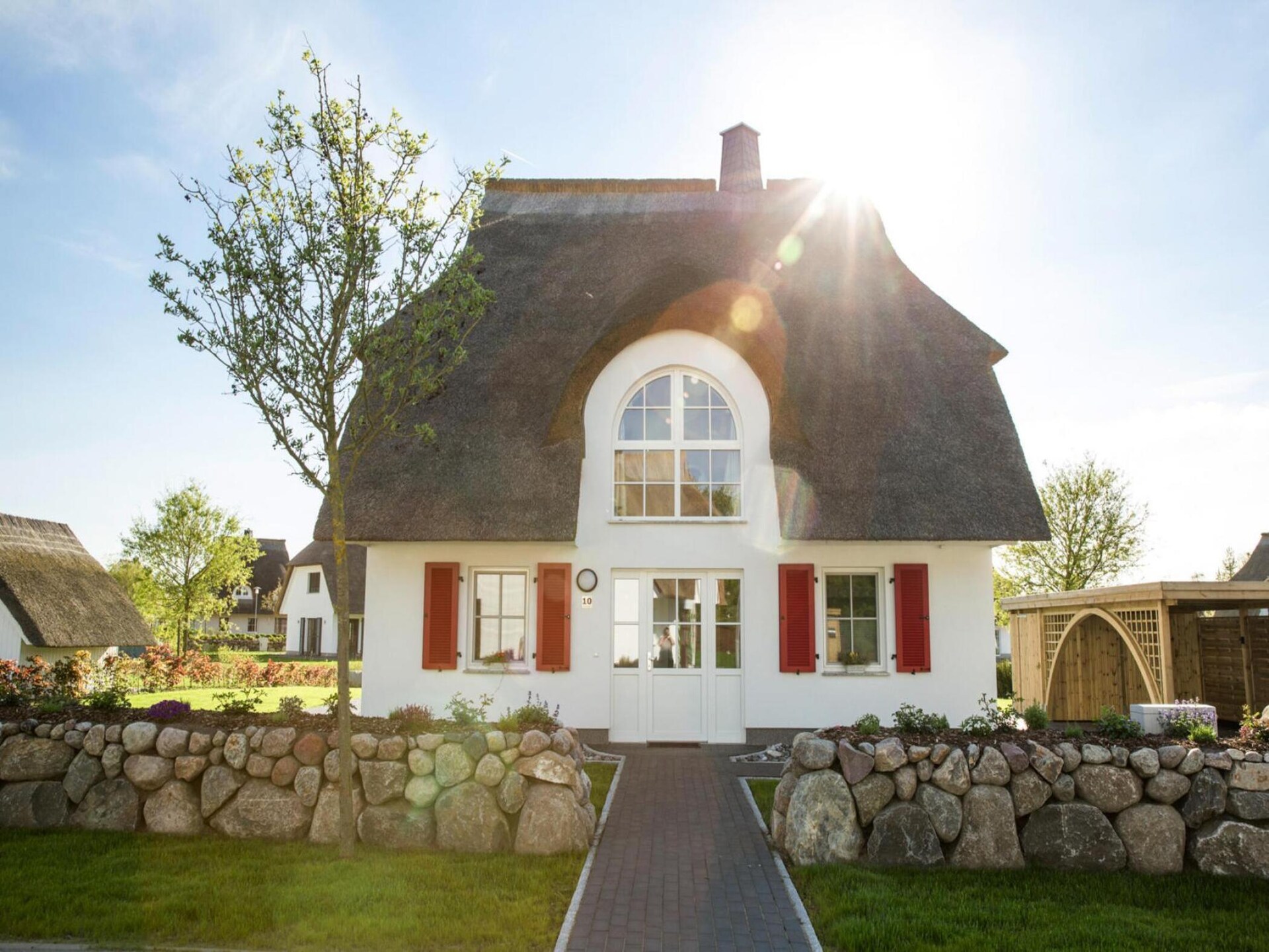 Luxe rietgedekt vakantiehuis met sauna en zwemlagune nabij Bodden - foto 7