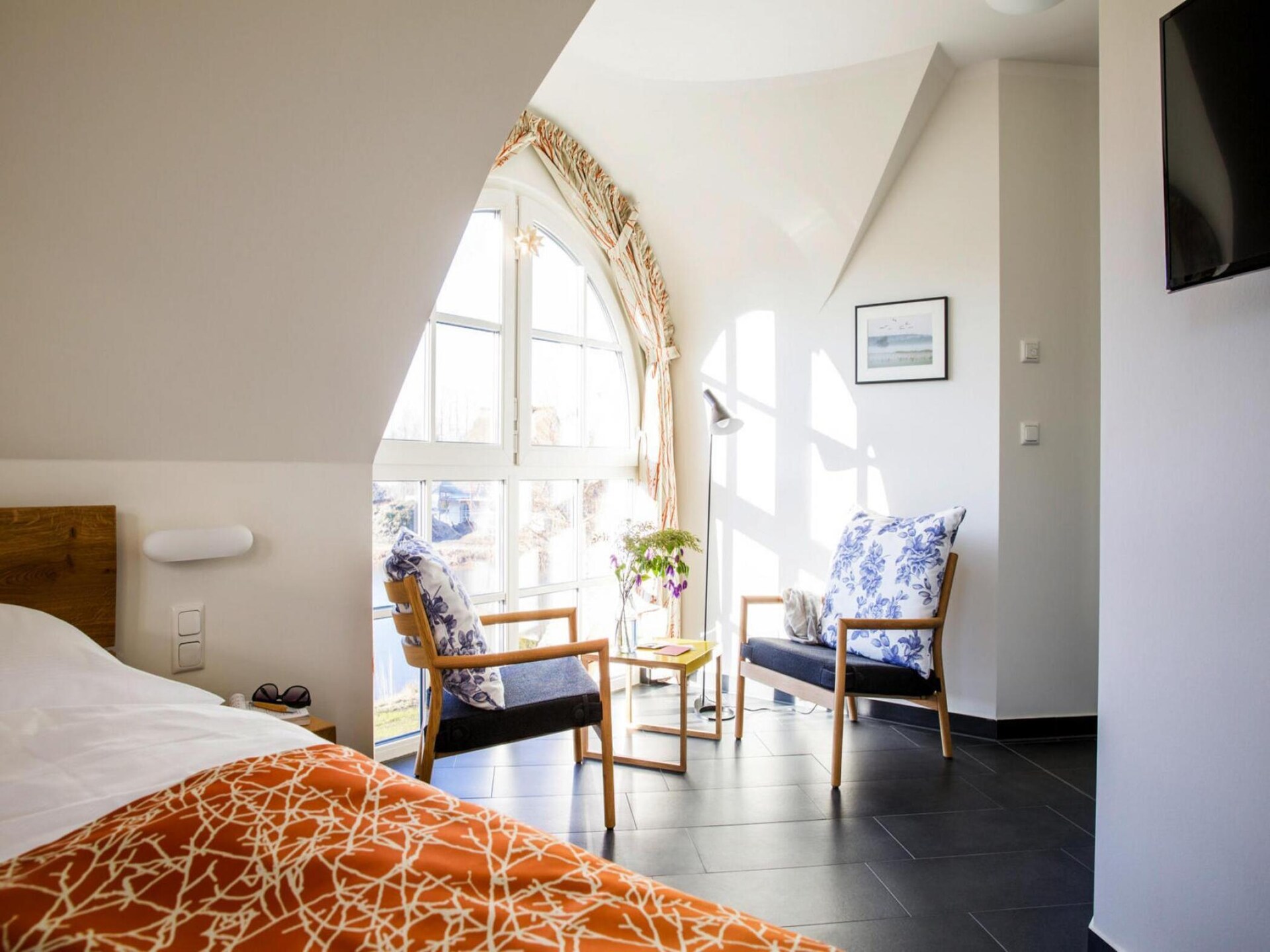 Luxe rietgedekt vakantiehuis met sauna en zwemlagune nabij Bodden - foto 6