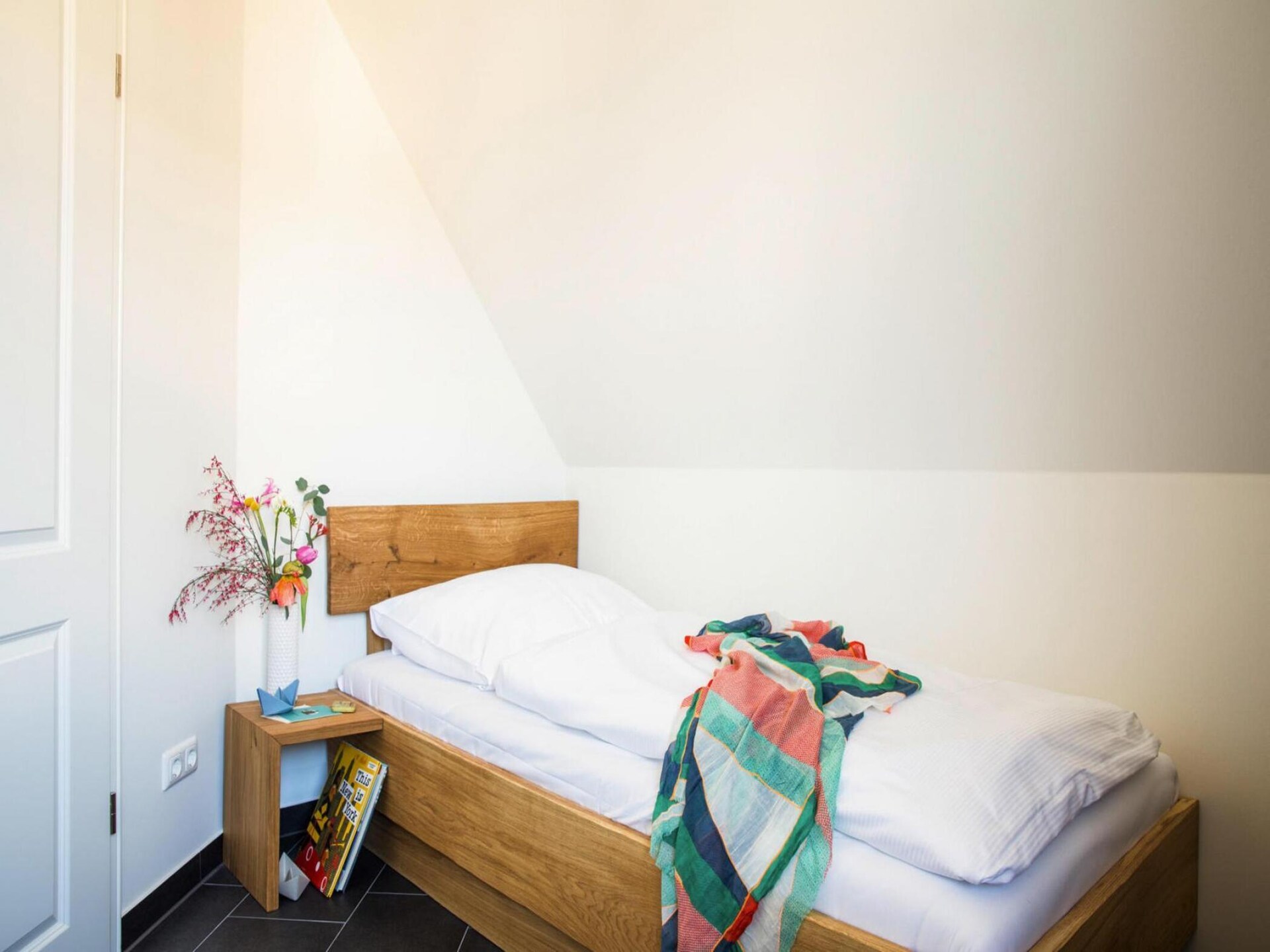 Luxe rietgedekt vakantiehuis met sauna en zwemlagune nabij Bodden - foto 18