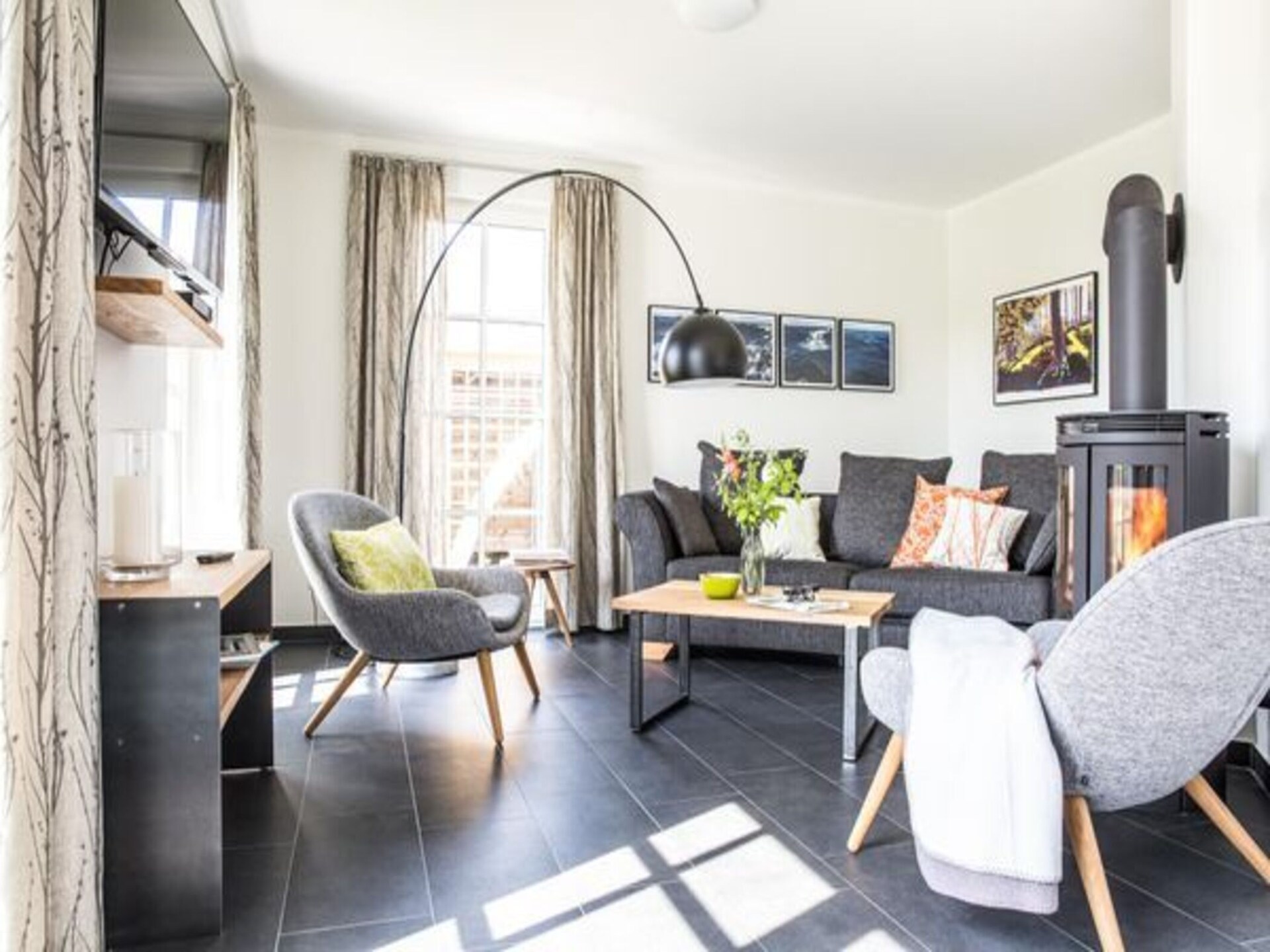 Luxe rietgedekt vakantiehuis met sauna en zwemlagune nabij Bodden - foto 2