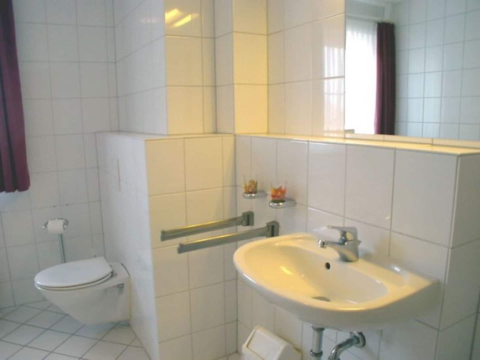 4-persoons appartement aan zee in Orth met uitzicht op de haven - foto 8