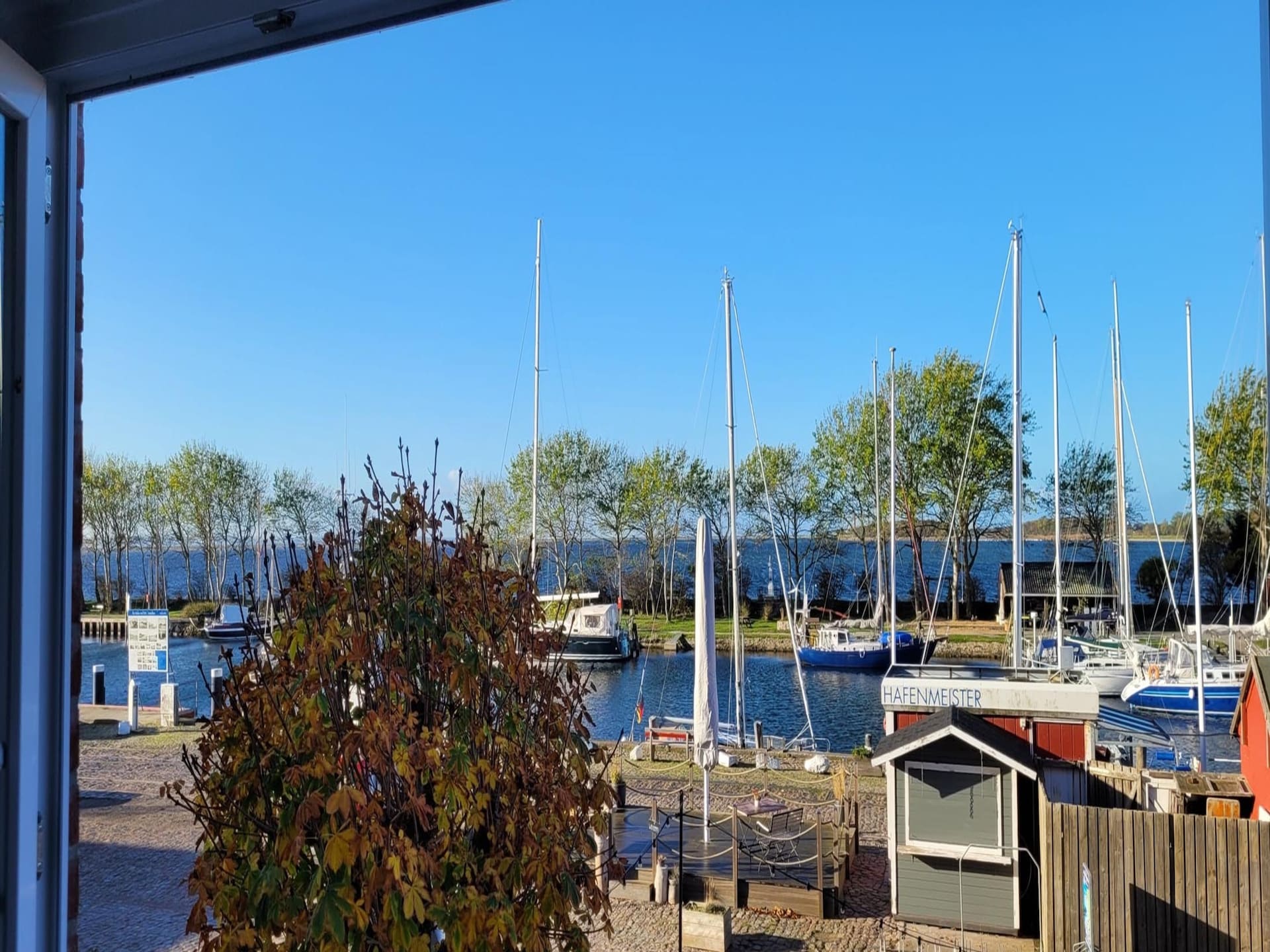 4-persoons appartement aan zee in Orth met uitzicht op de haven - foto 12