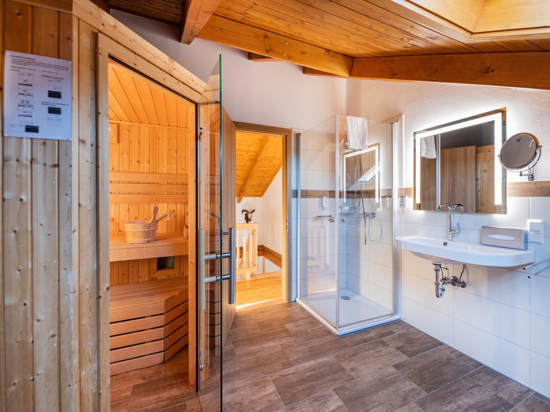 Luxe vrijstaand chalet voor 4 personen, 50 meter van de Diemelsee - foto 14